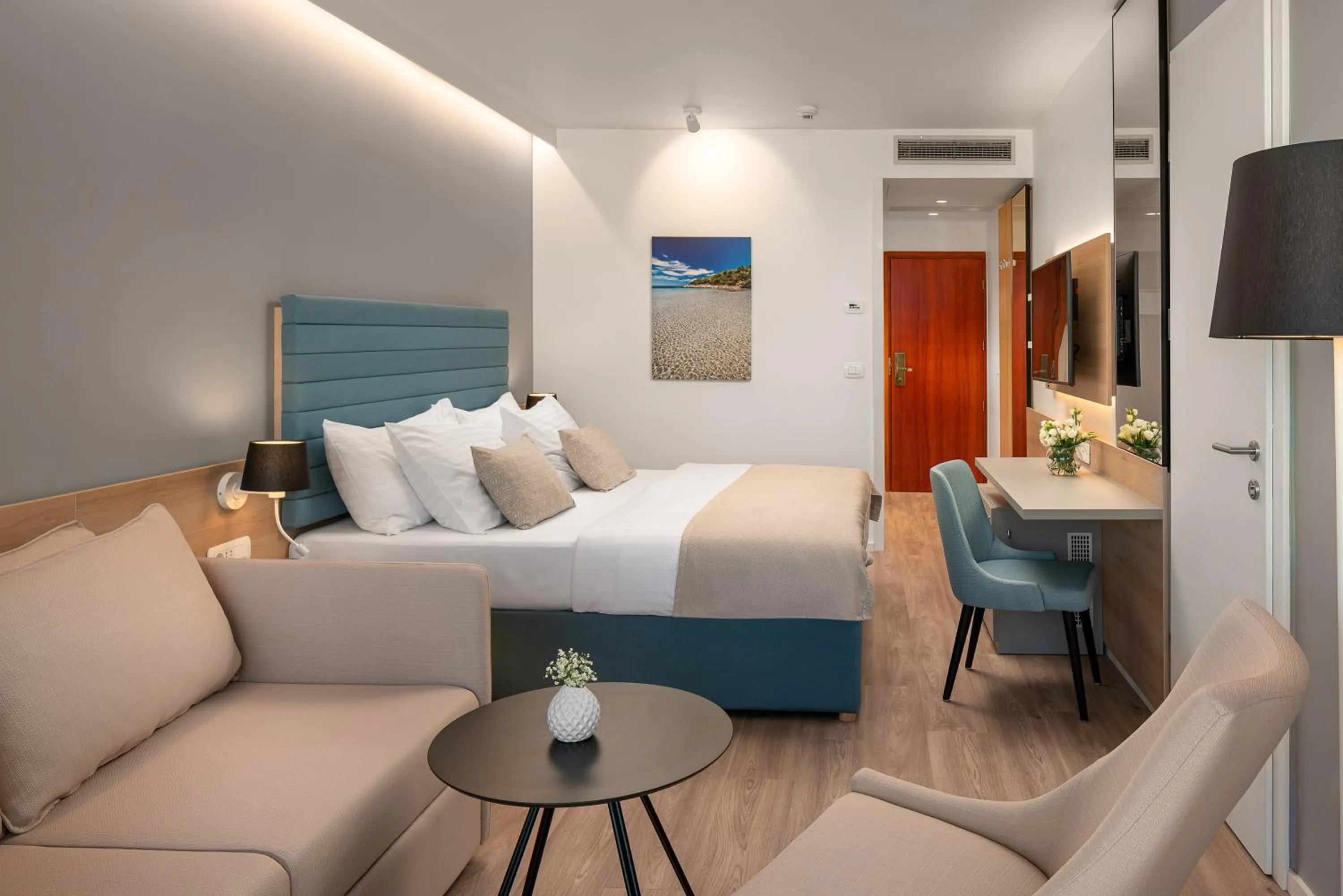 Room for 4+1 Seaside in Valamar Meteor Hotel