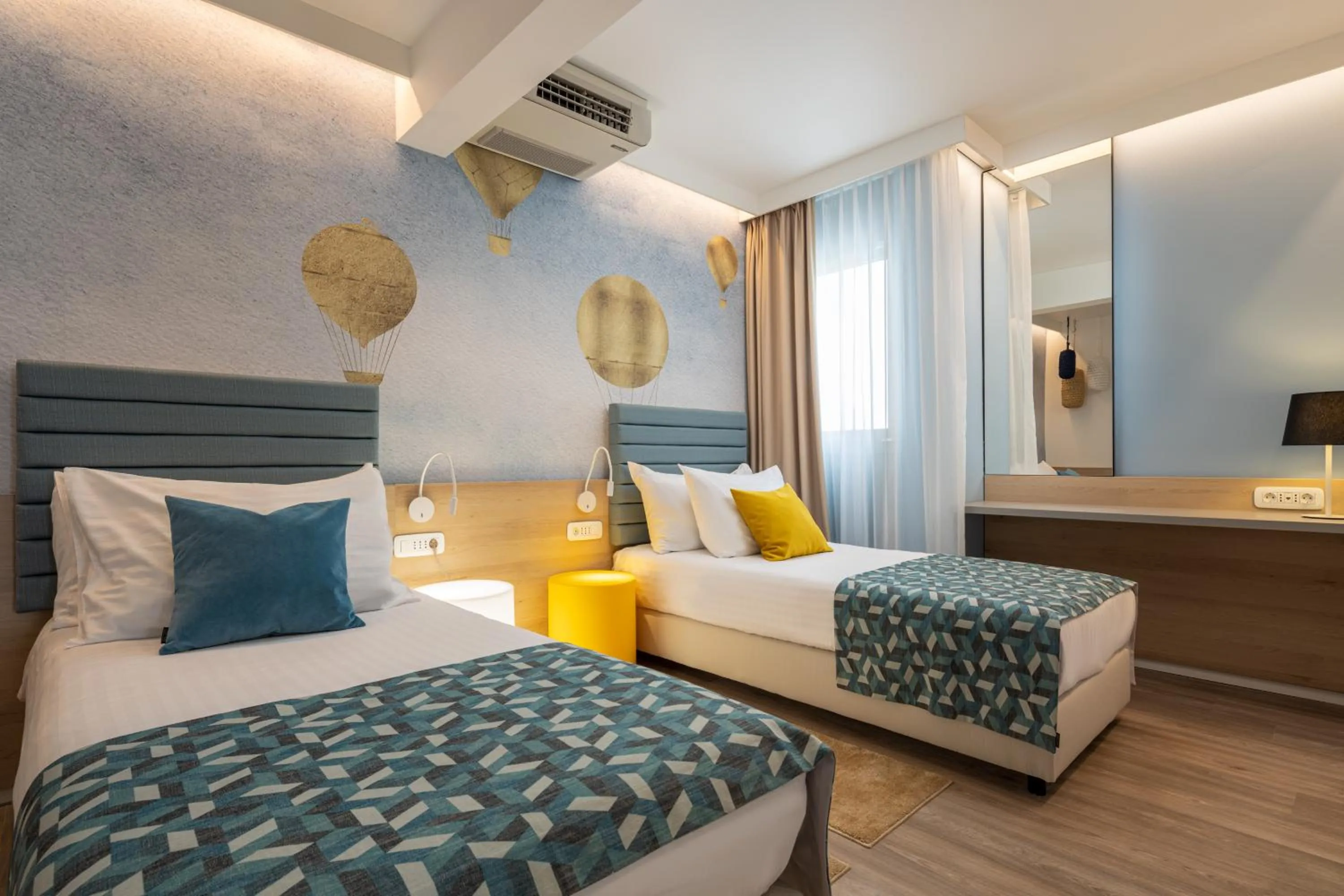 Suite for 2+2 Seaside in Valamar Meteor Hotel