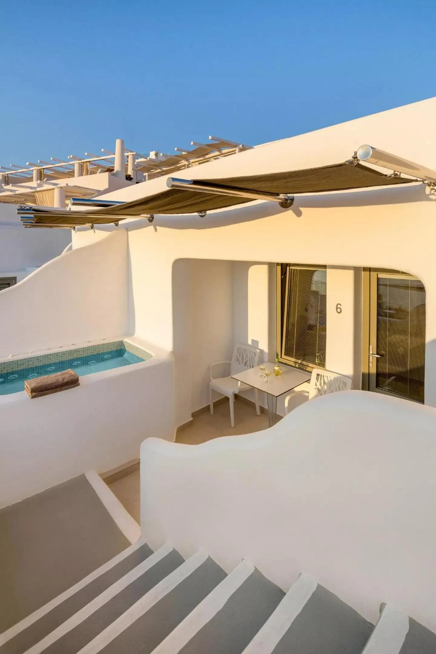 Superior Double Room with Outdoor Hot Tub and Caldera View in Kasimatis by La Perla - Adults Only