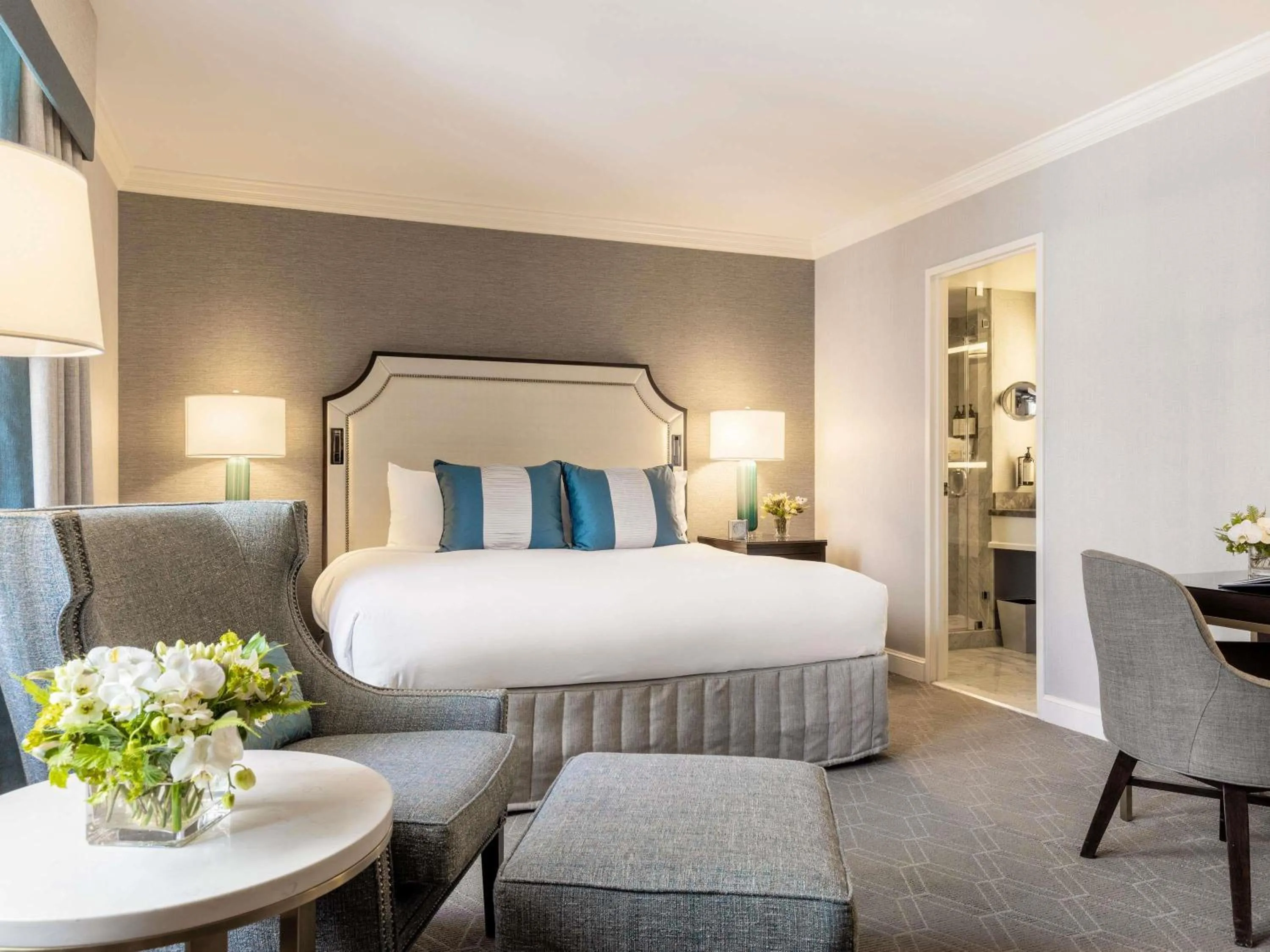 Deluxe King Room in Fairmont Olympic Hotel