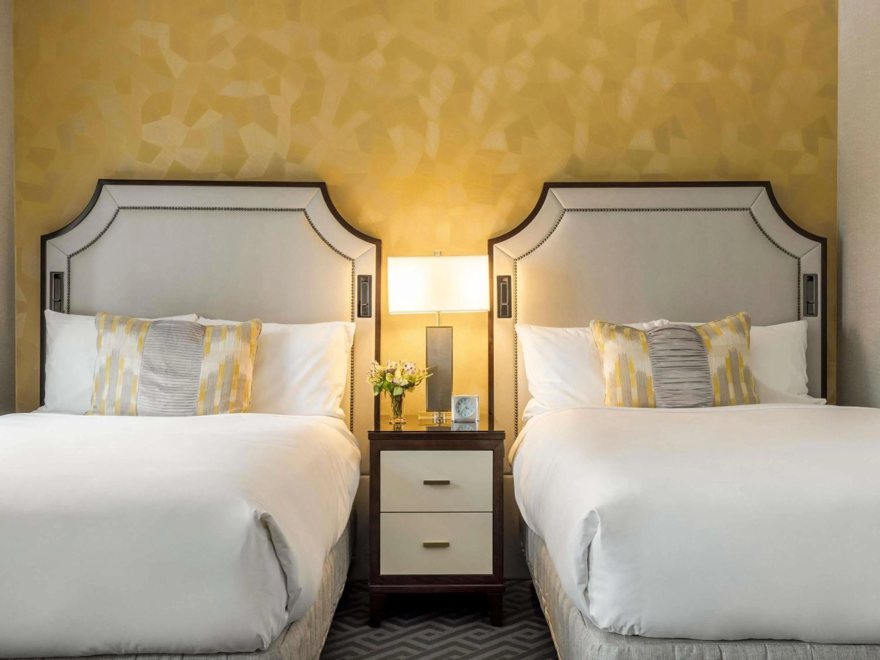 Deluxe Double Room with Two Double Beds in Fairmont Olympic Hotel