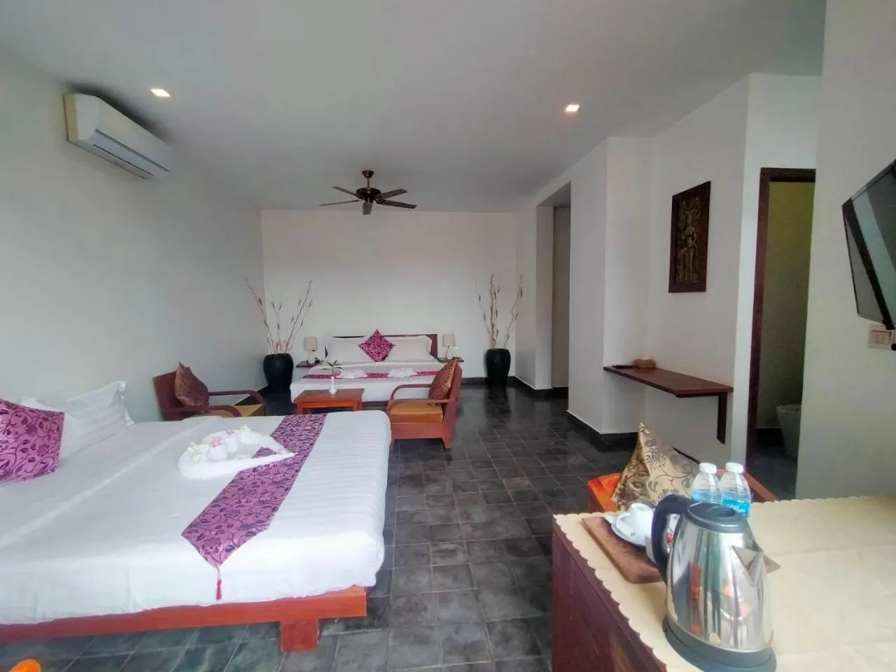 Large Twin Room in Sam So Boutique Villa