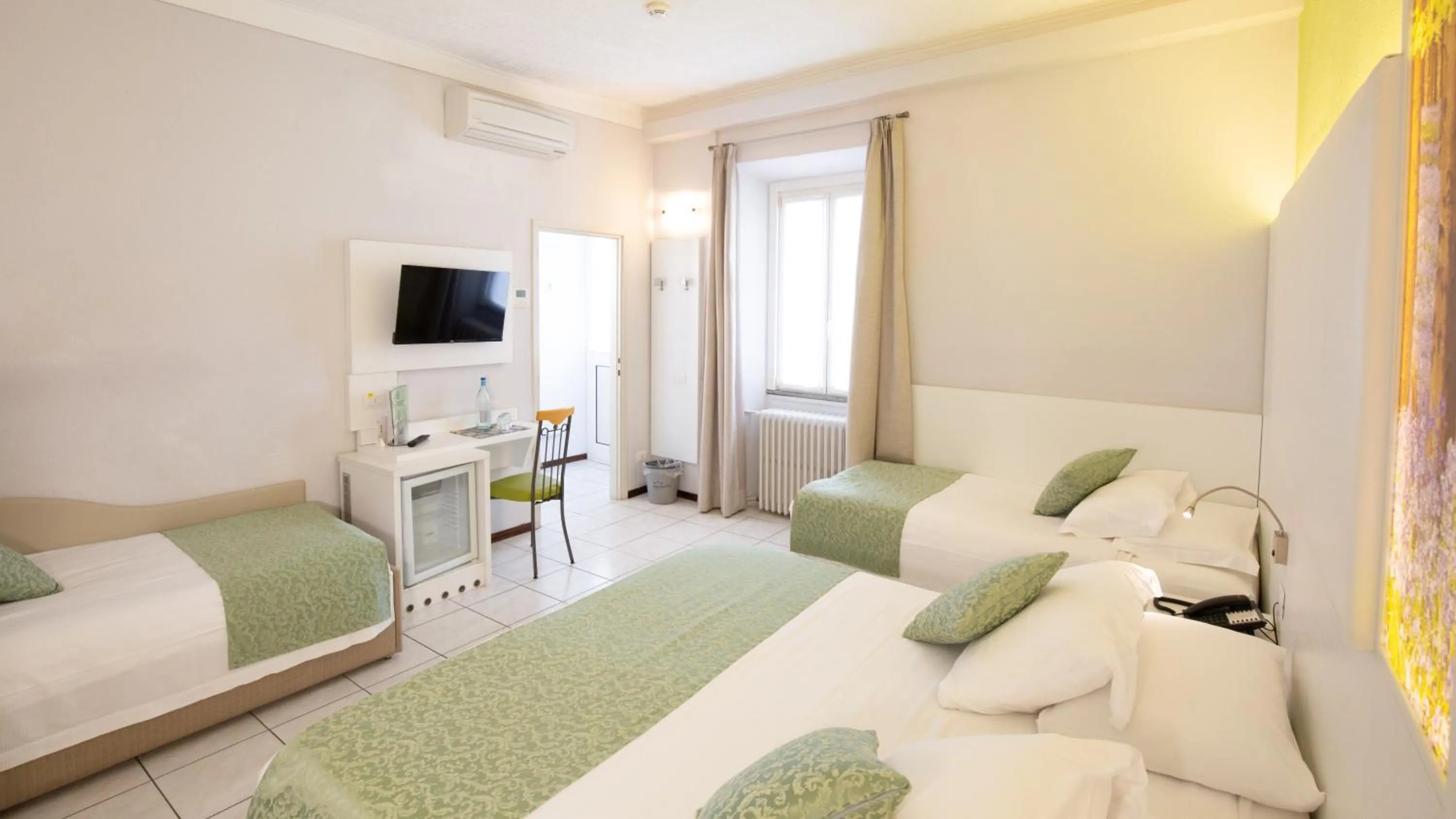 Quadruple Room in Albergo Pesce D'oro