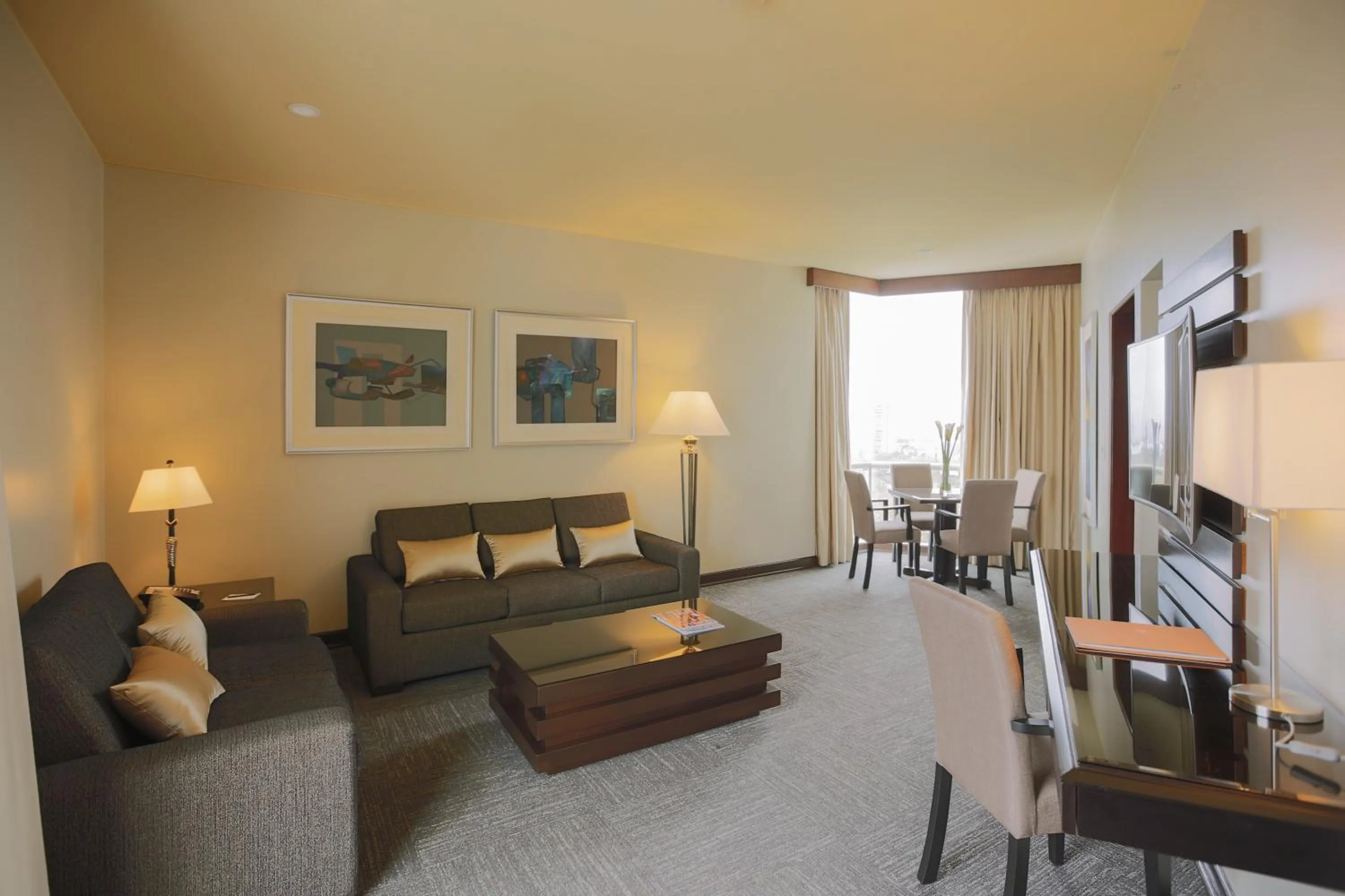 Senior Suite in Delfines Hotel & Convention Center