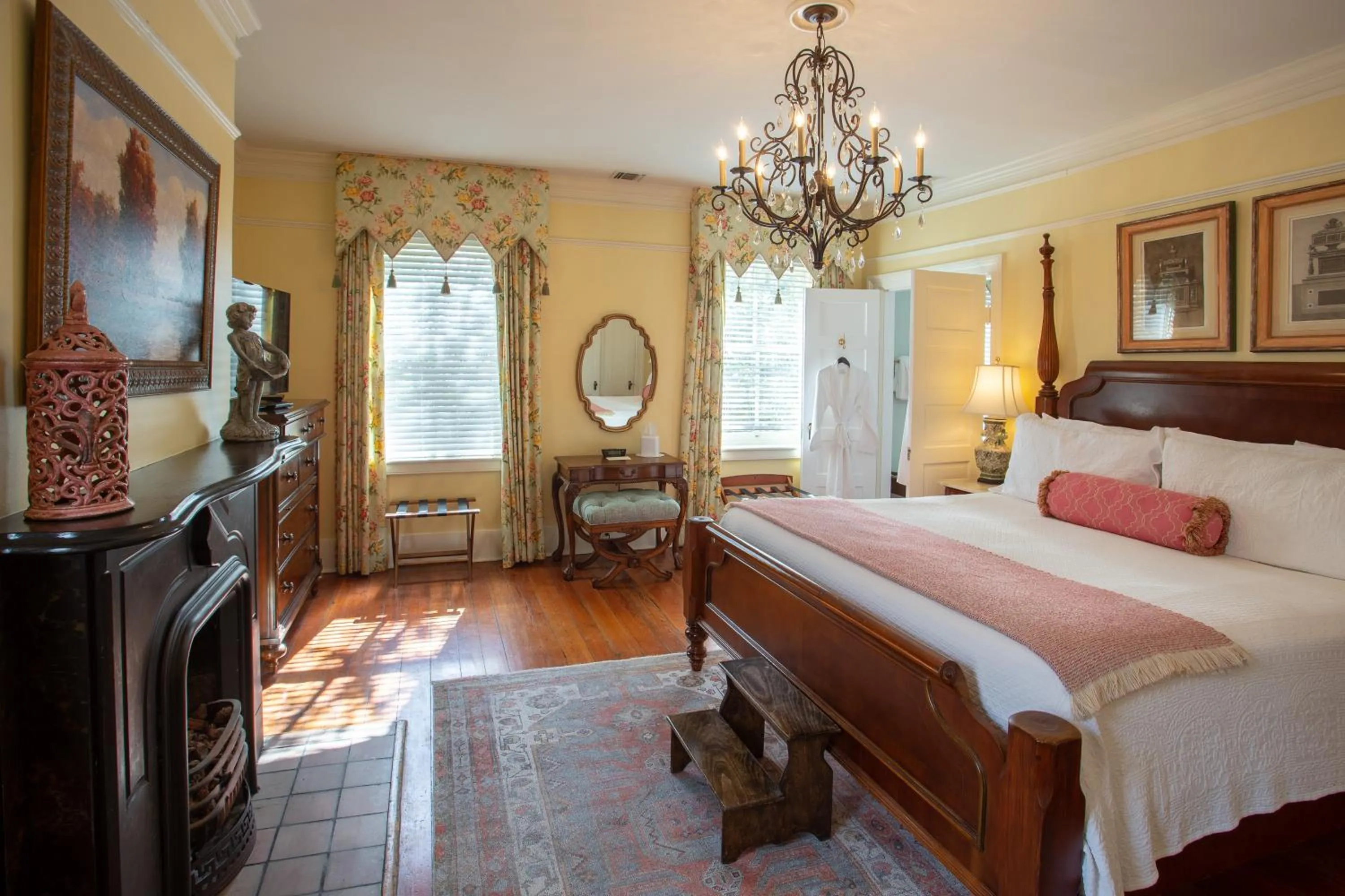 The Oglethorpe Penthouse Suite in The Gastonian, Historic Inns of Savannah Collection