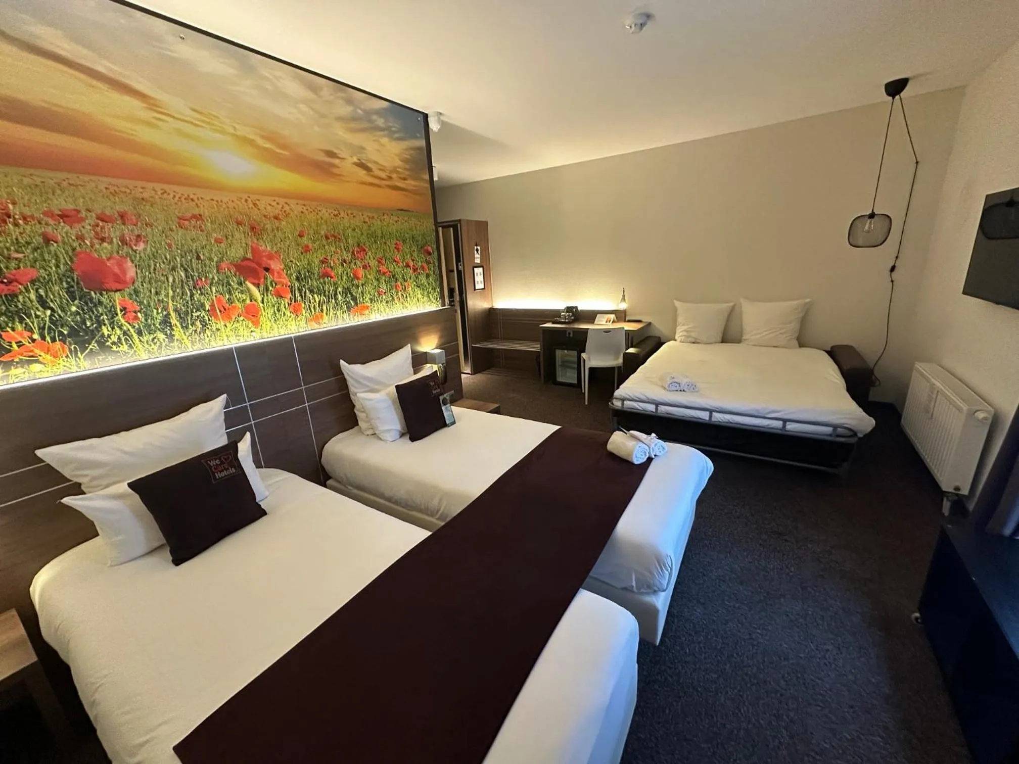 Quadruple Room in Hotel-Restaurant Horizon Ath-Lessines