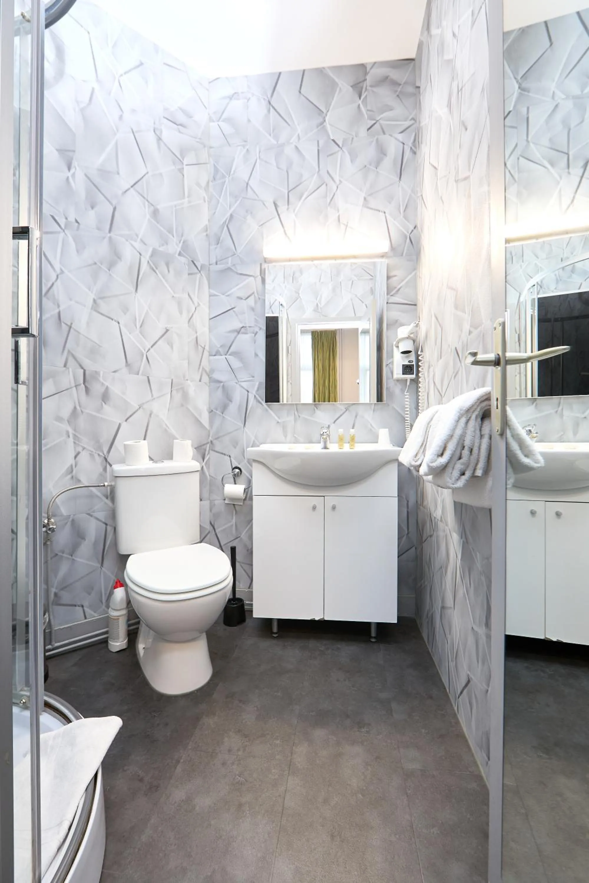 Single Room in Hotel Derby MERODE