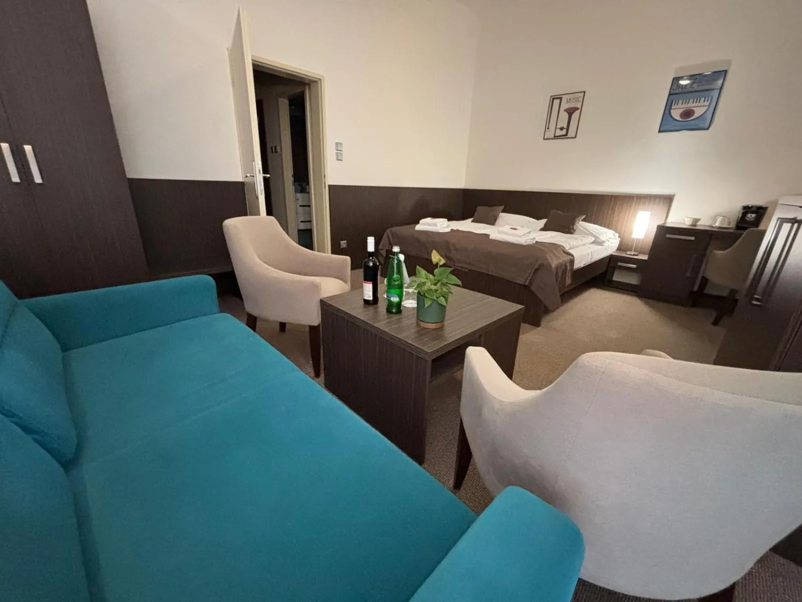 Superior Junior Suite in Apartments Embassy by LH