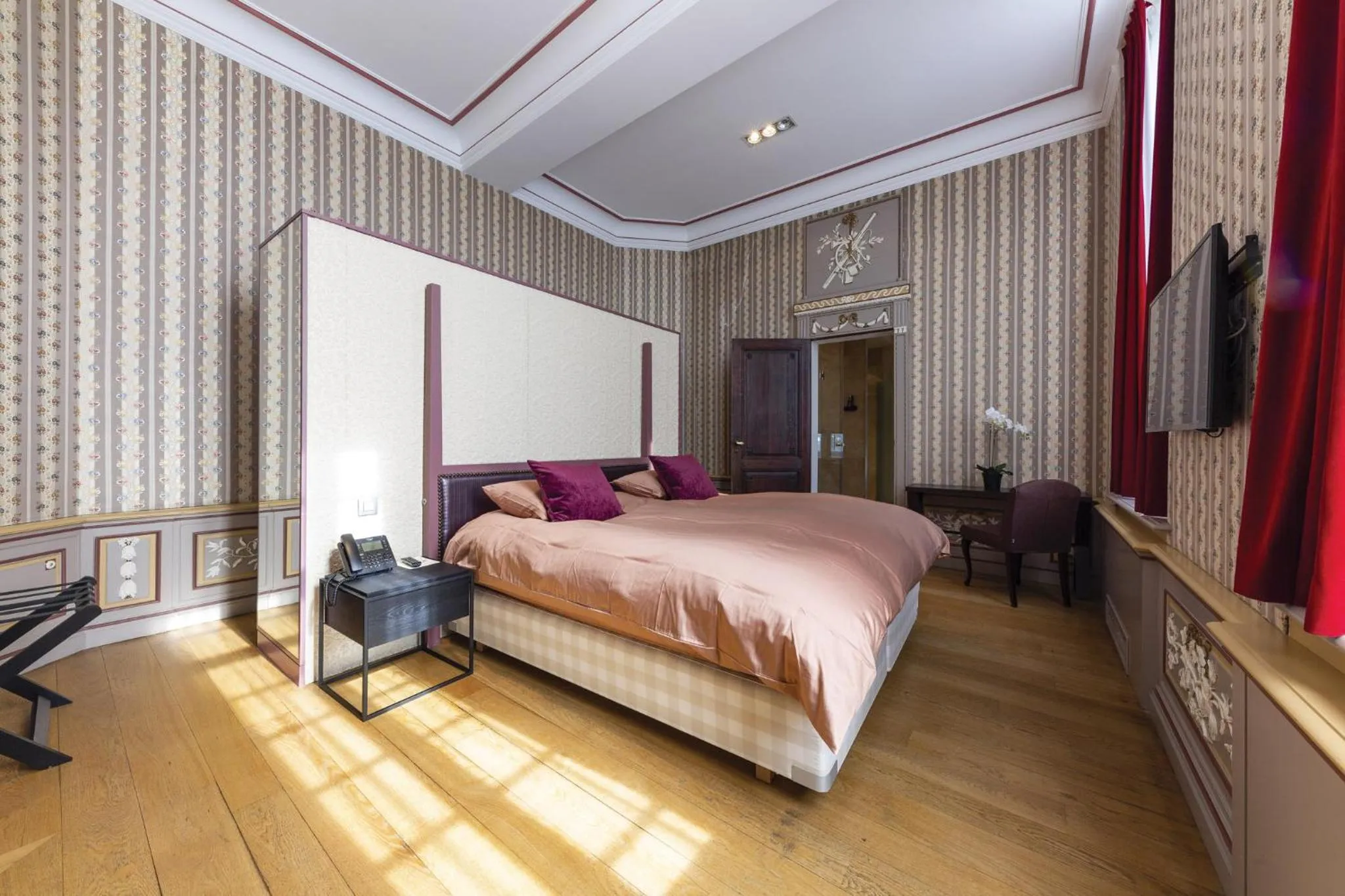 Royal Suite in Van Der Valk Sélys Liège Hotel & Spa