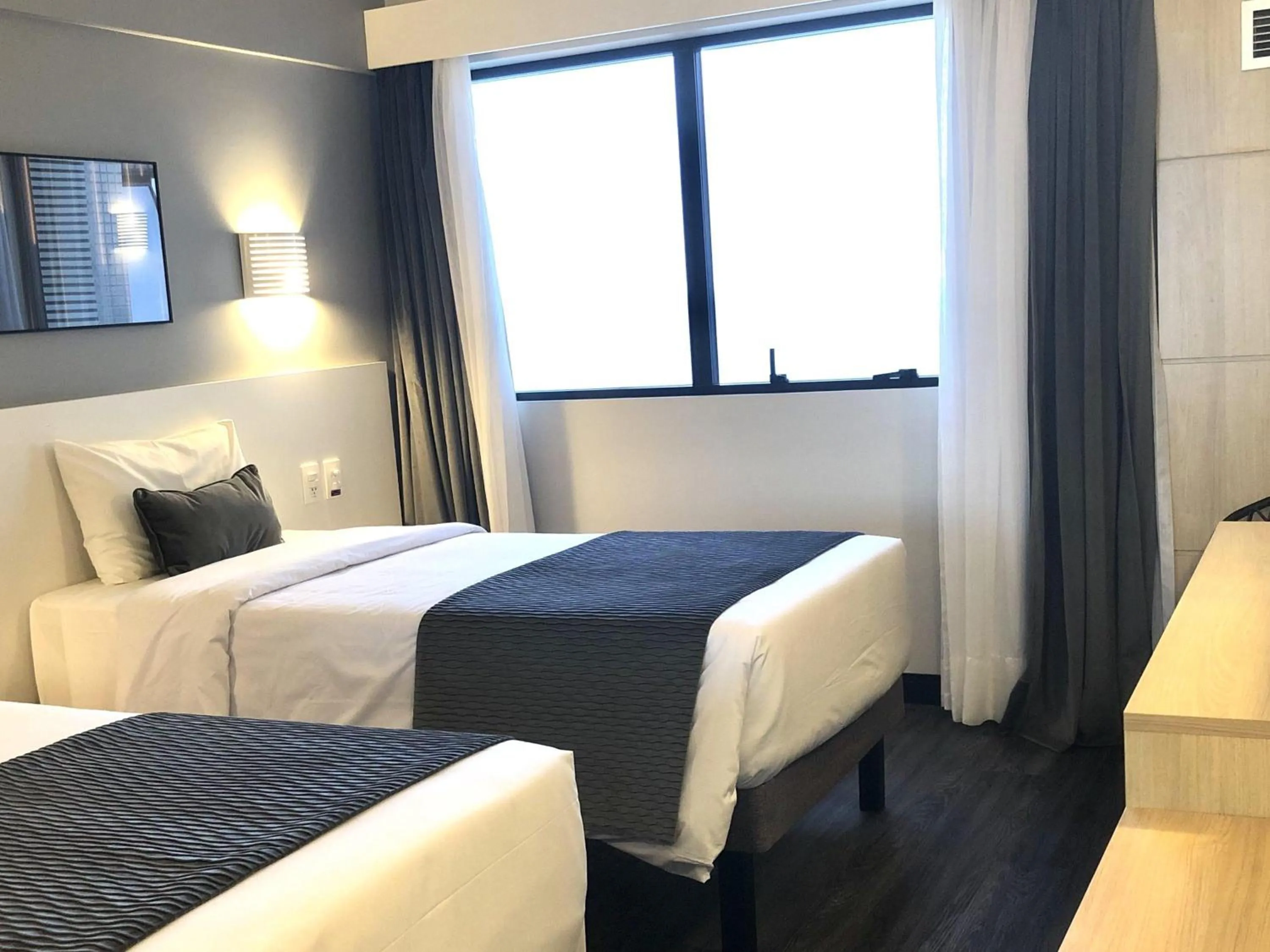 Superior Twin Room with Sea View in Mercure Camboriu
