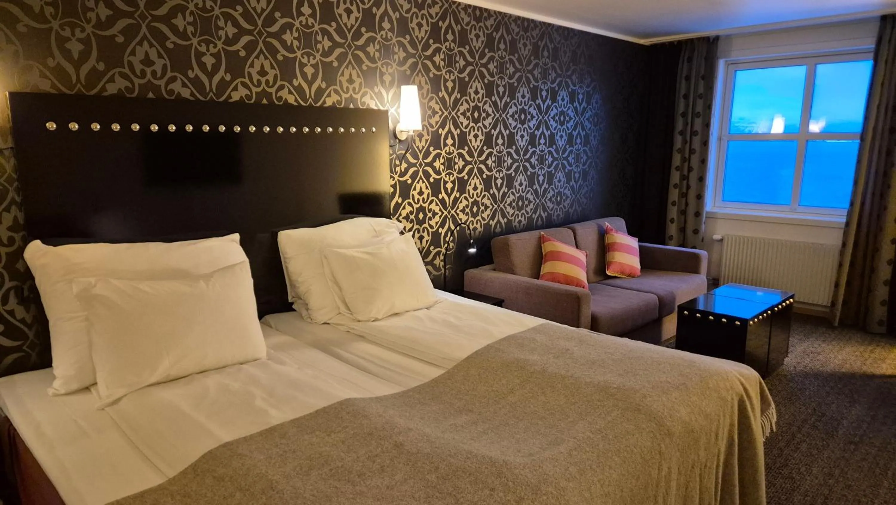 Family Room in Home Hotel Arcticus