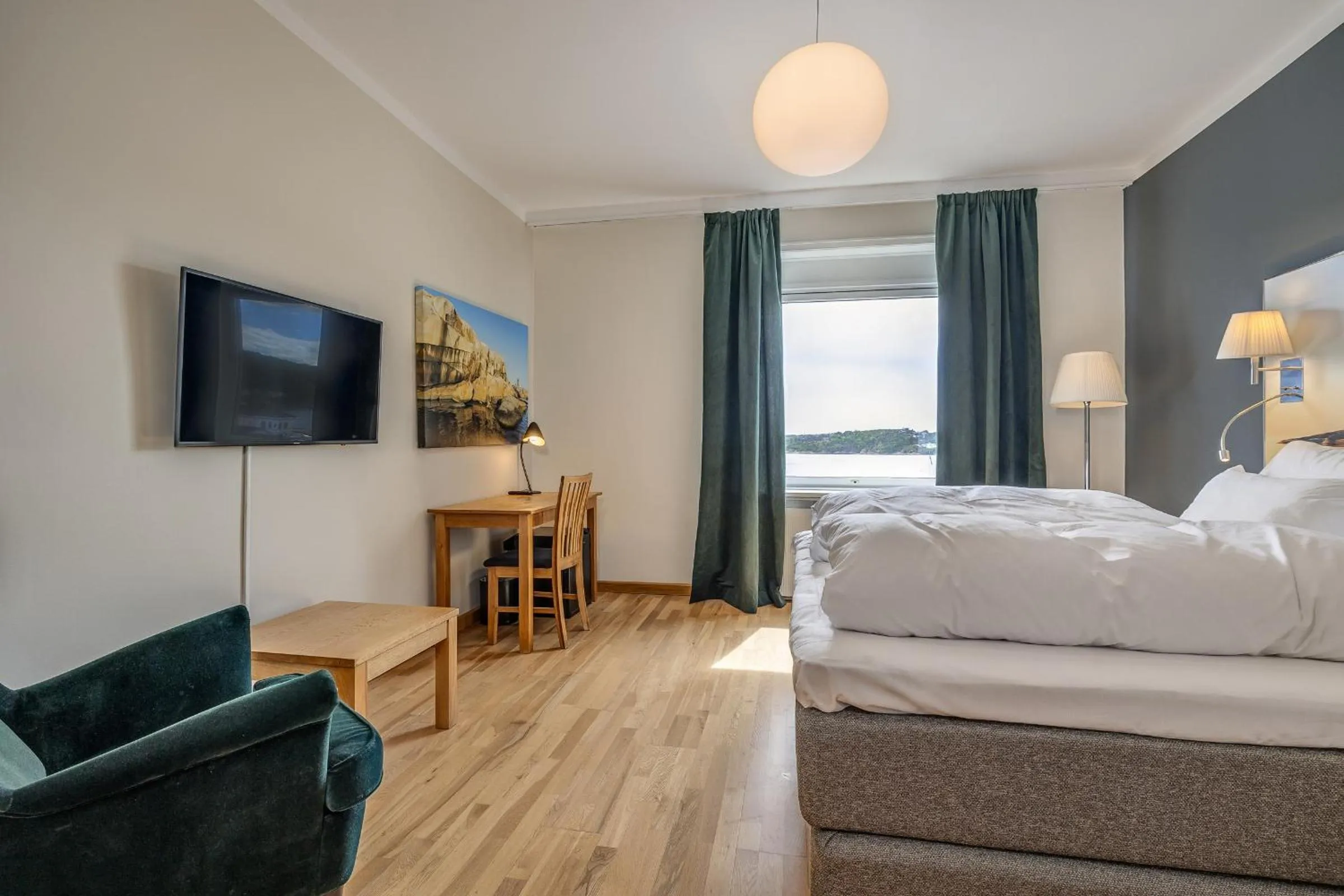 Double Room with Sea View - single occupancy in Quality Hotel Grand Larvik