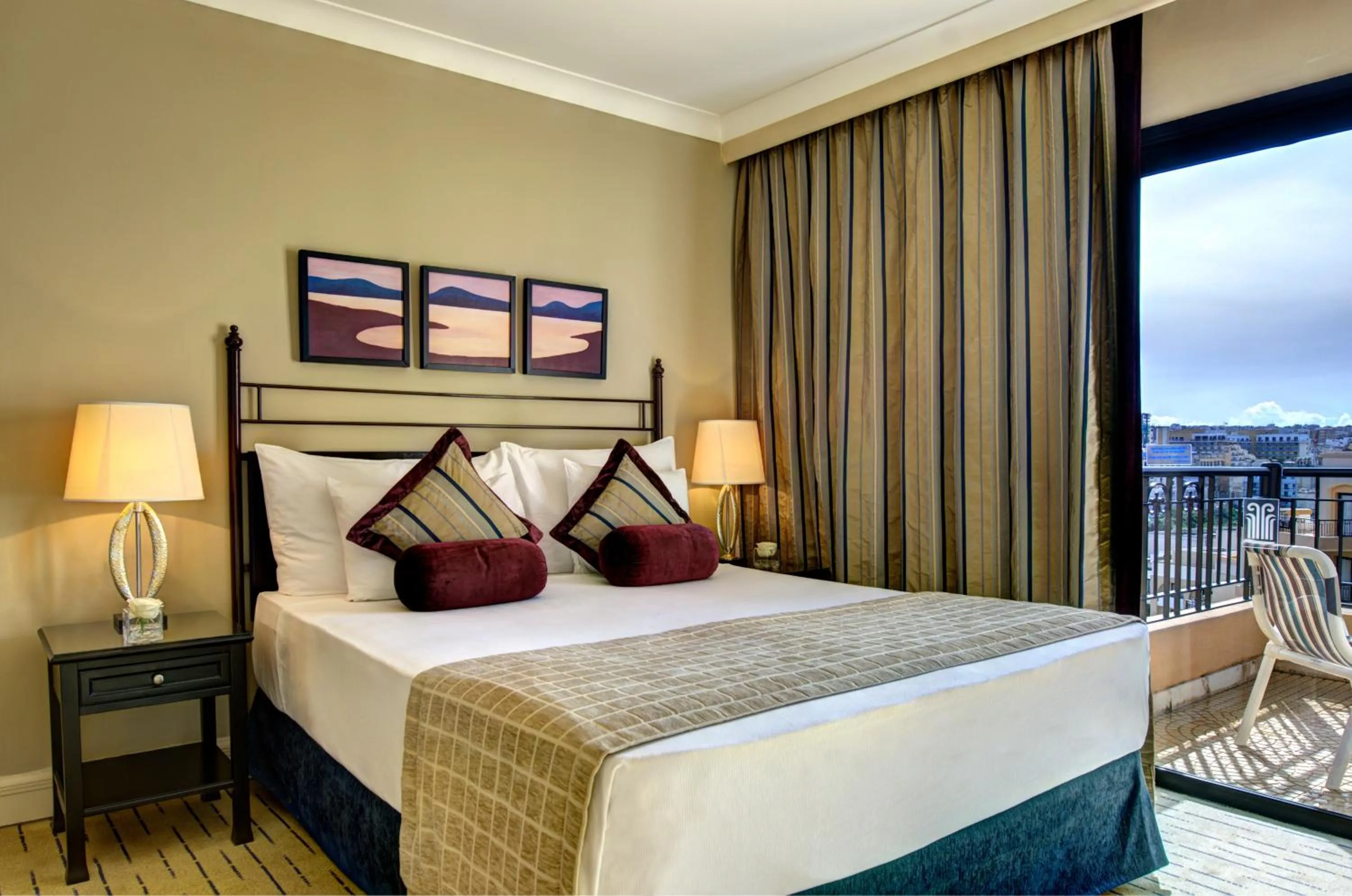 Deluxe Suite - single occupancy in Corinthia St George's Bay