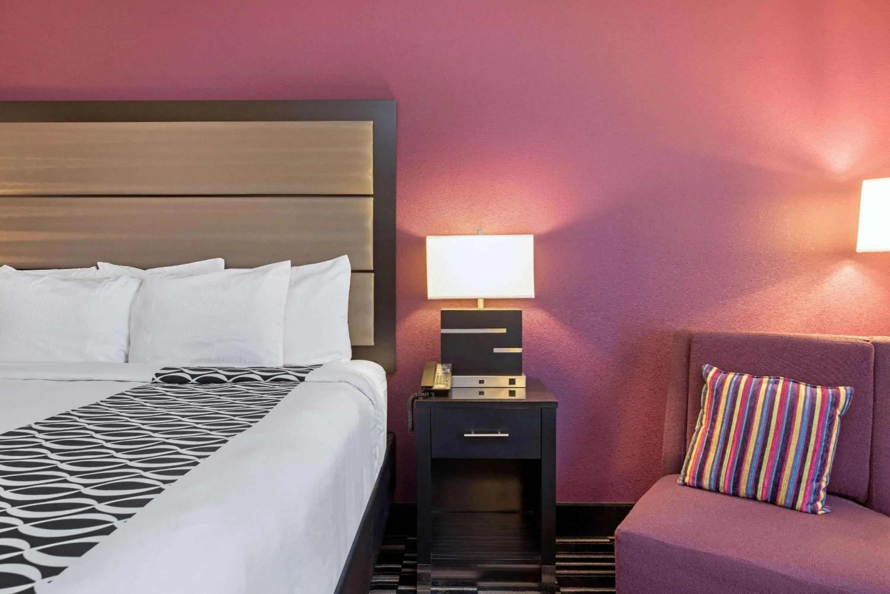 King Room - Non-Smoking in La Quinta by Wyndham West Monroe