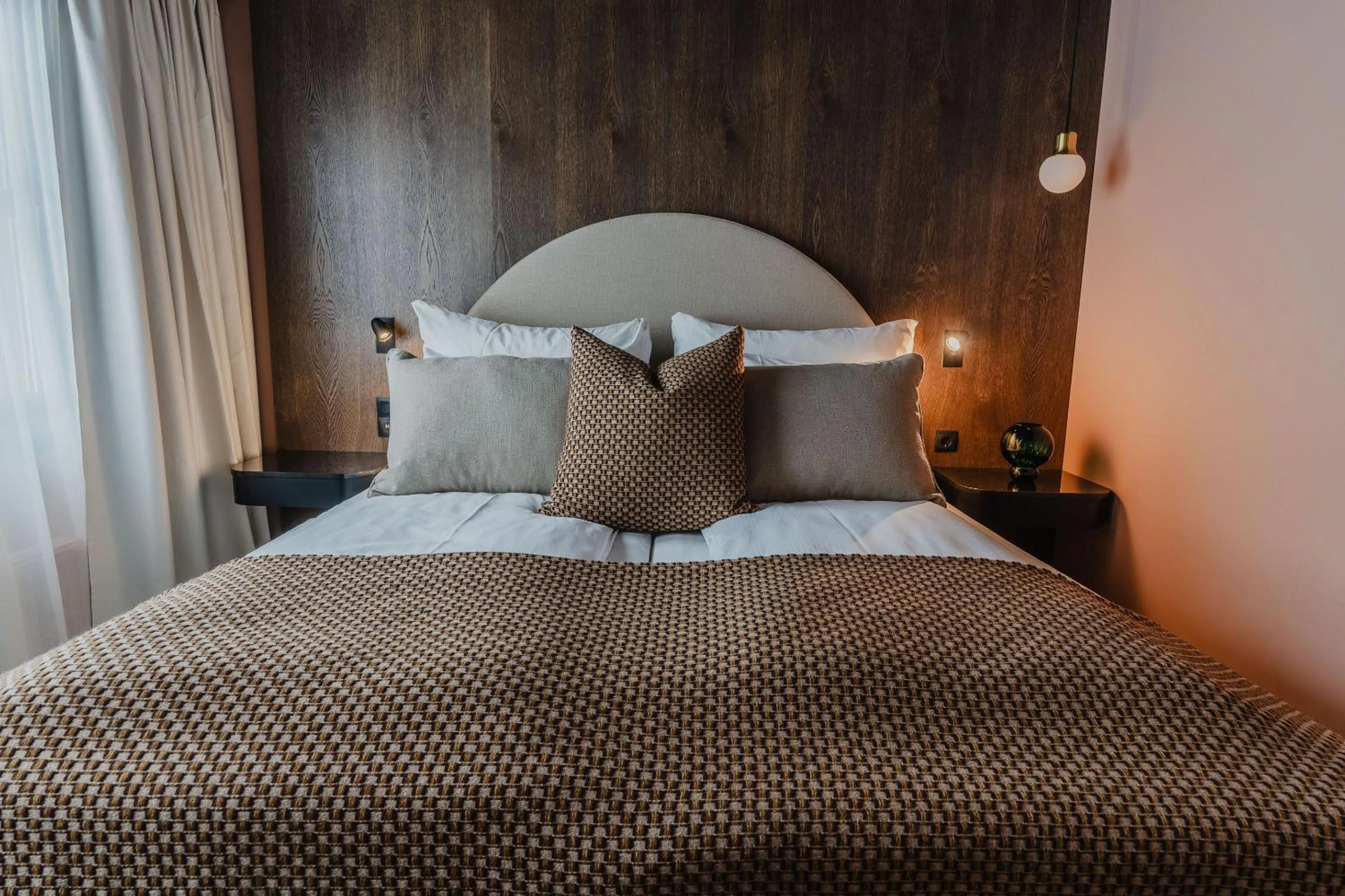 Double Room - single occupancy - Disability Access in Funken Lodge