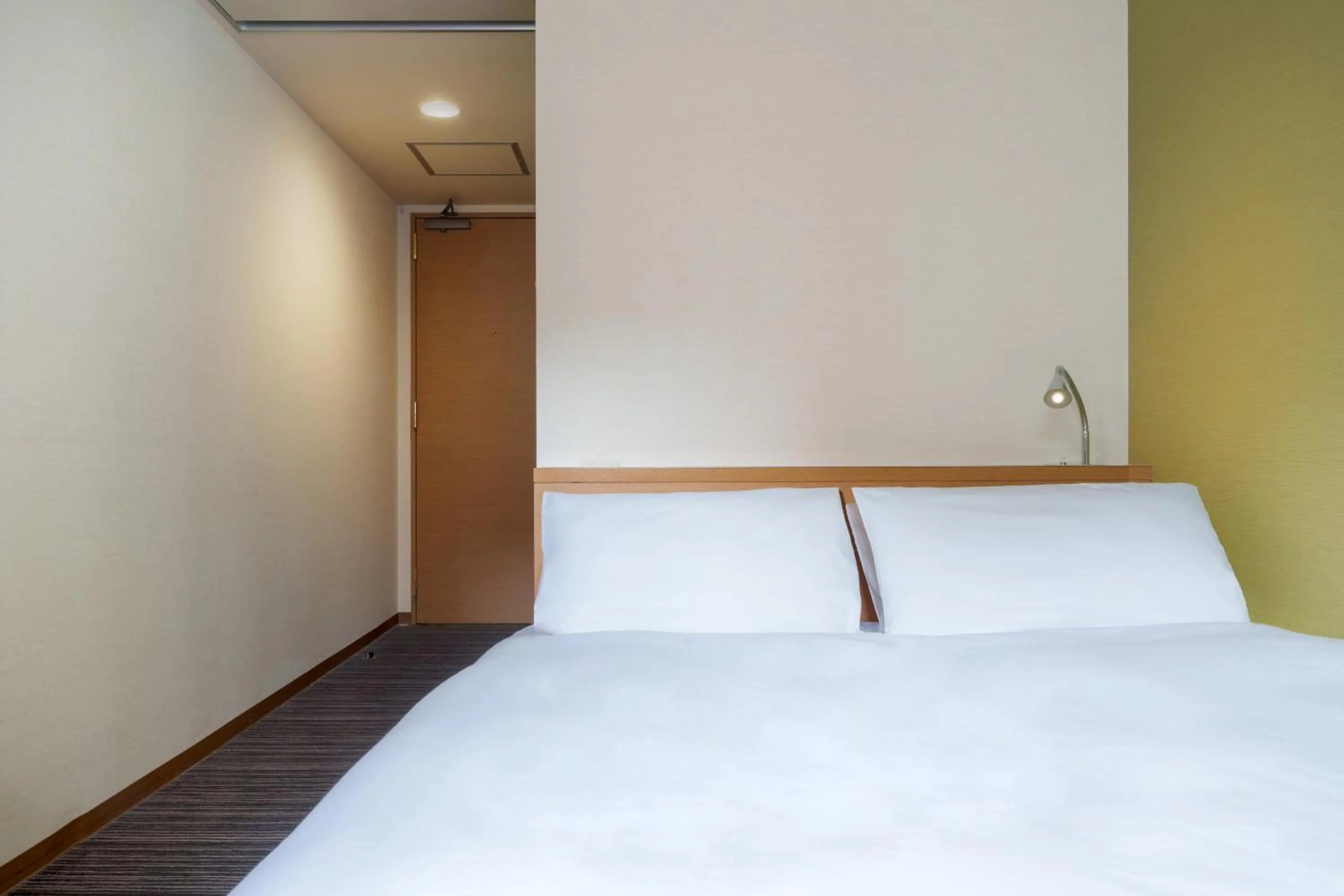 Standard Double Room - Non-Smoking (1 Adult) in the b hakata