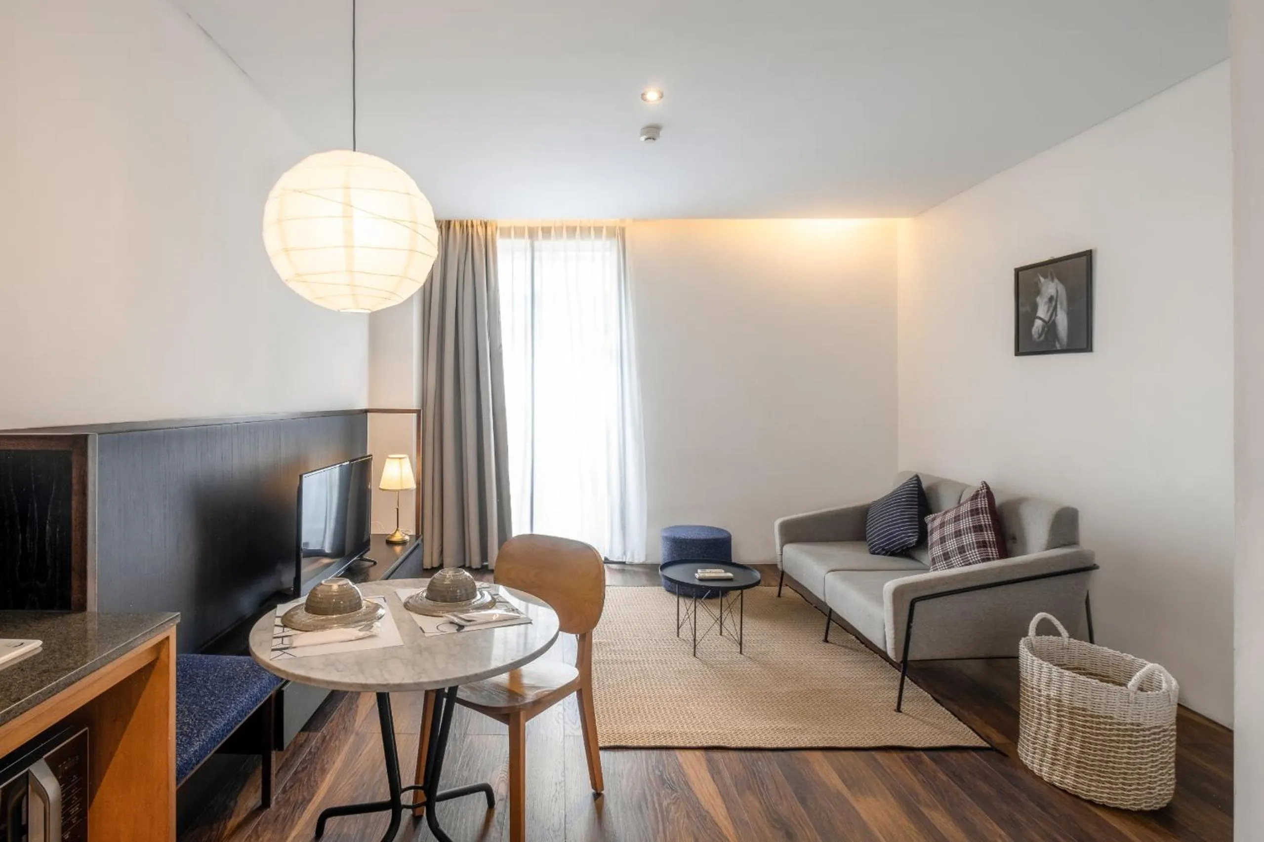 One-Bedroom Suite in Park 5 Cilandak