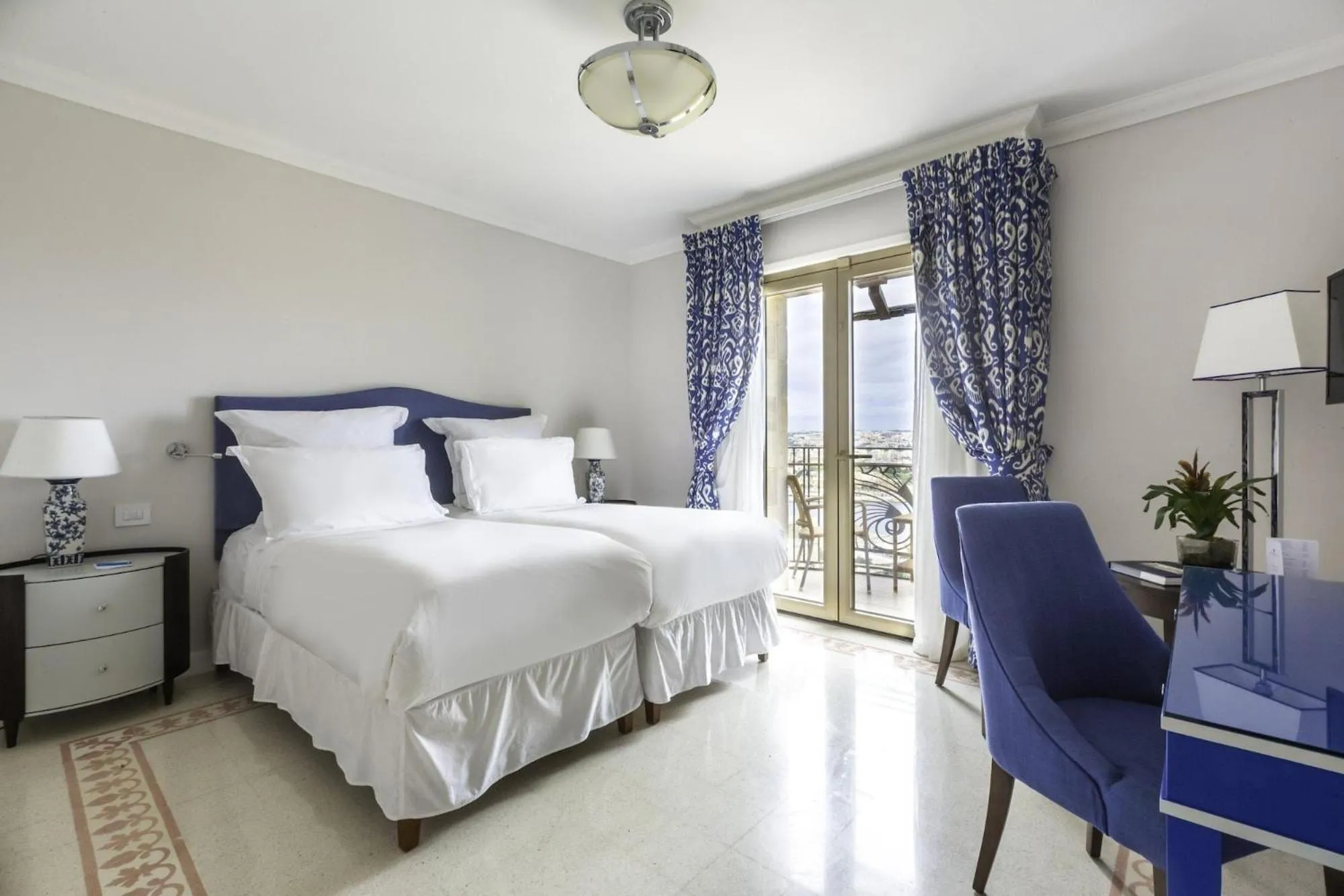 Deluxe Twin Room with Sea View in The Phoenicia Malta - The Leading Hotels of the World