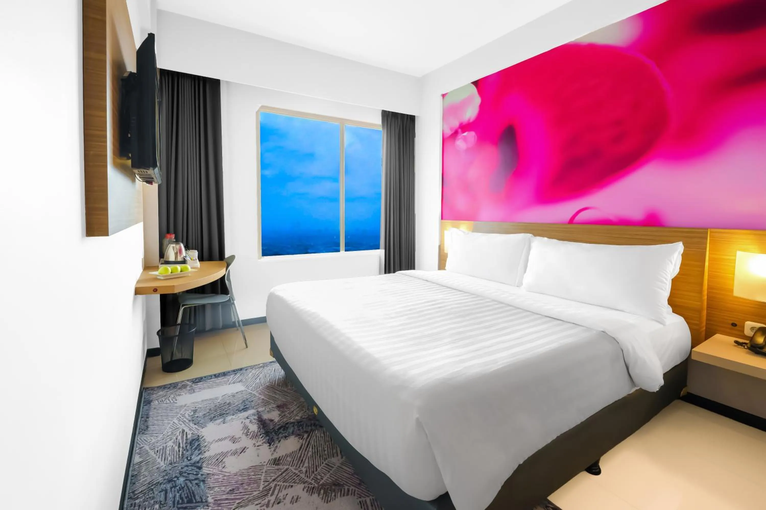 Deluxe Double or Twin Room in favehotel Rungkut Surabaya