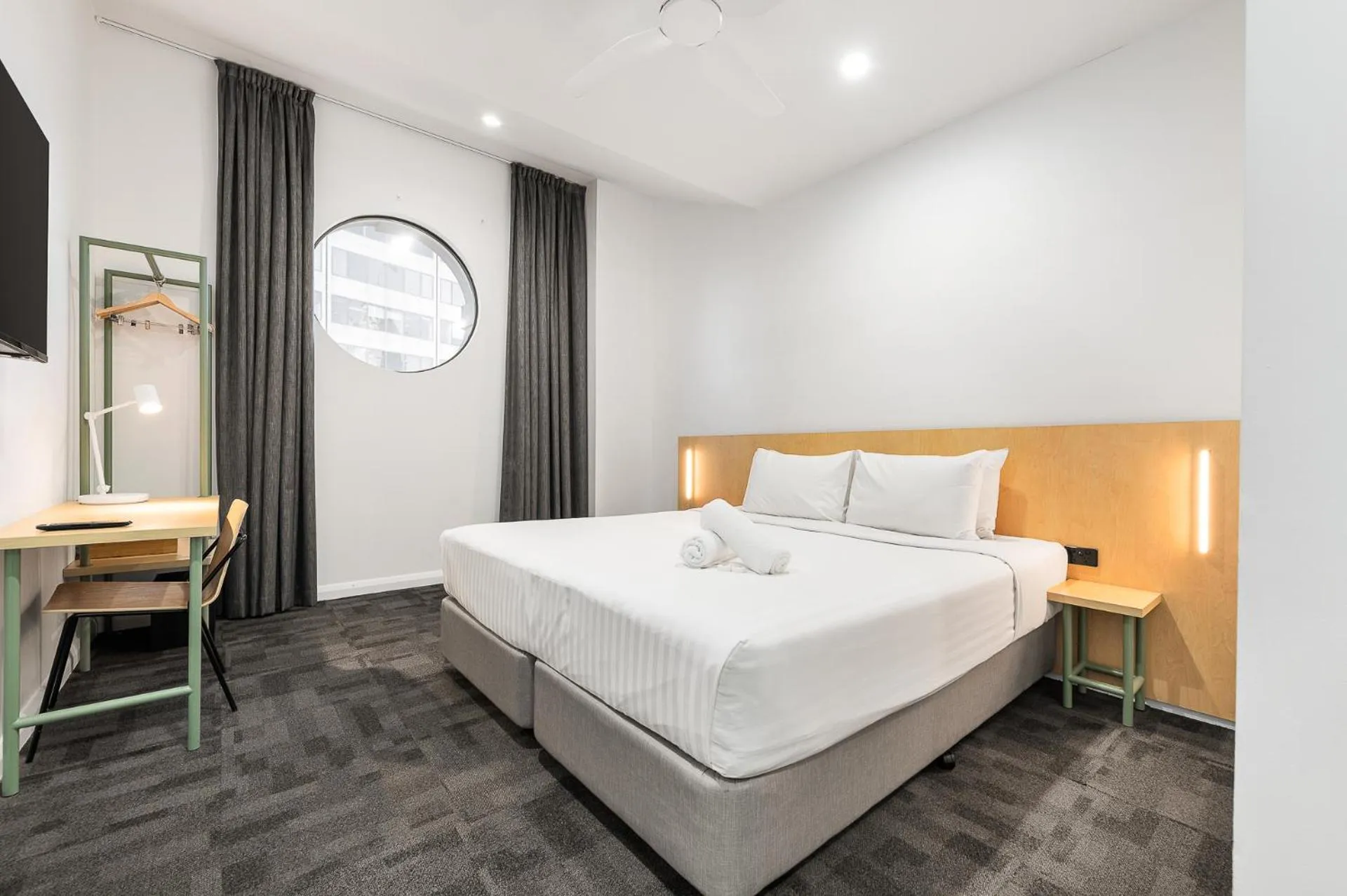  King Room with Ensuite in YHA Sydney Central