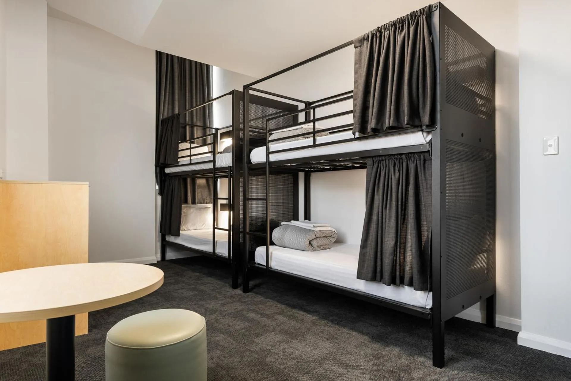 Bed in 4-Bed Male Dormitory Room with Shared Bathroom in YHA Sydney Central