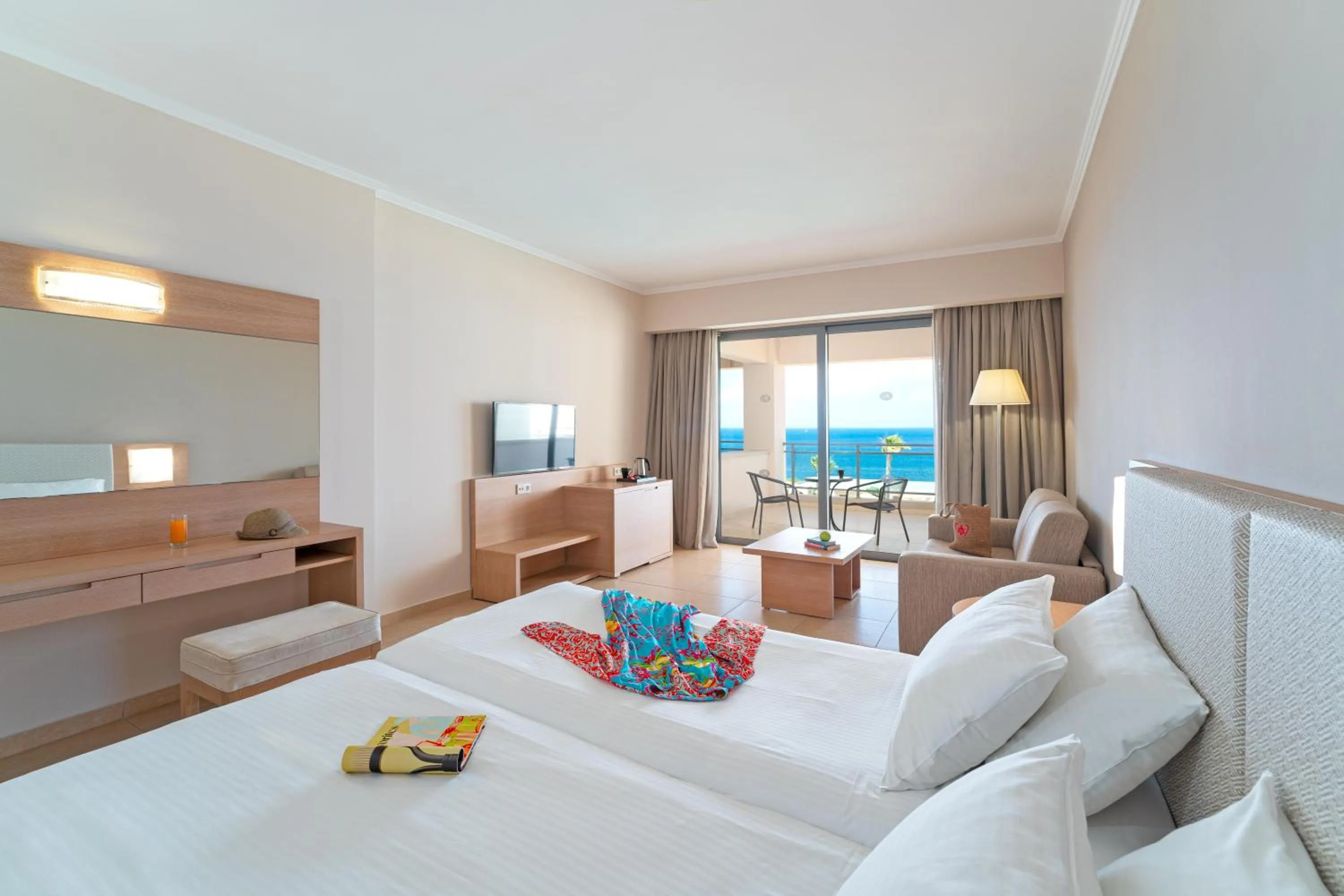 Superior Twin Room with Sea View in KRESTEN ROYAL Euphoria Resort
