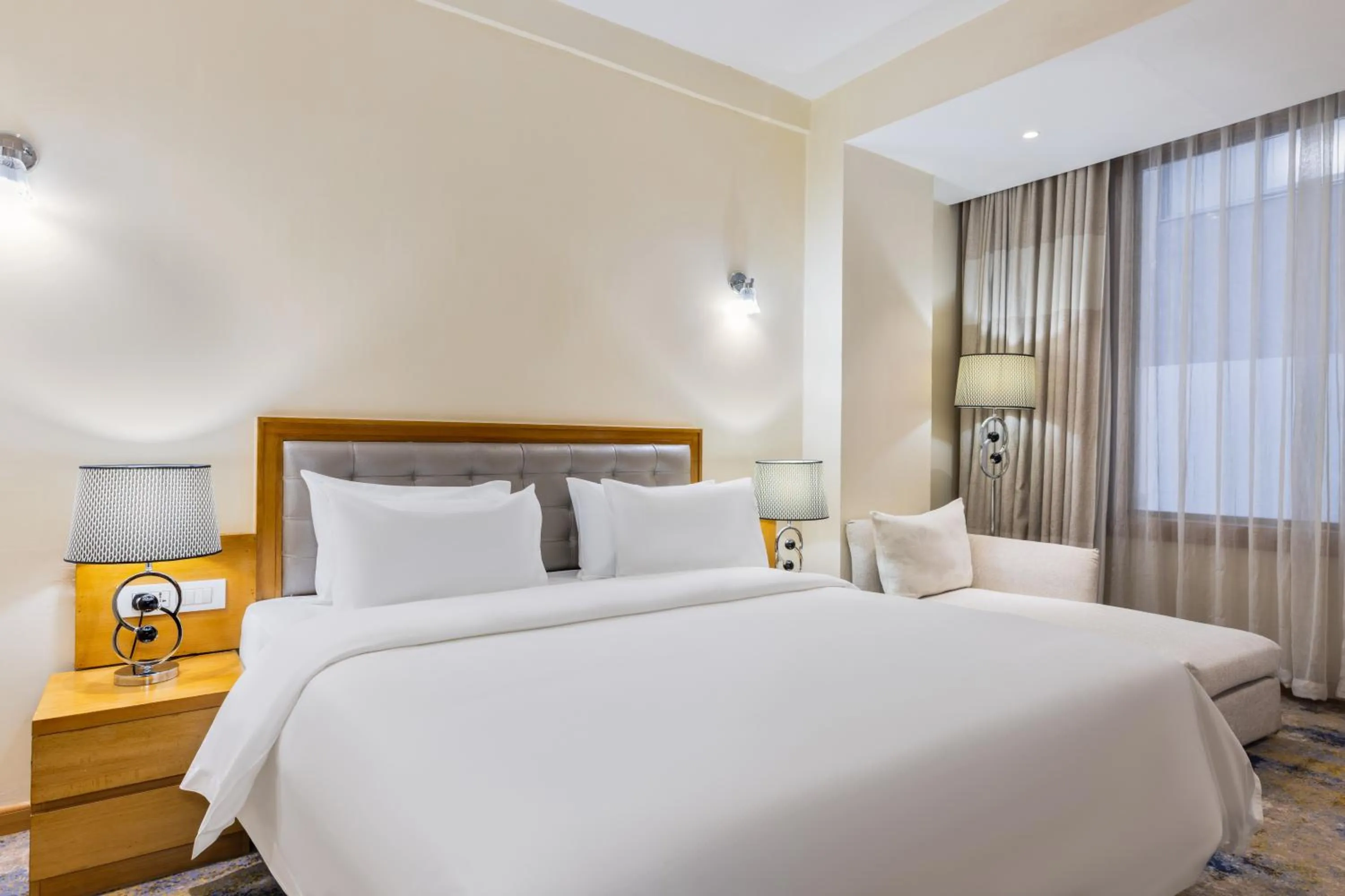 Executive Suite – Commercial View - single occupancy in Golden Tulip Westlands Nairobi