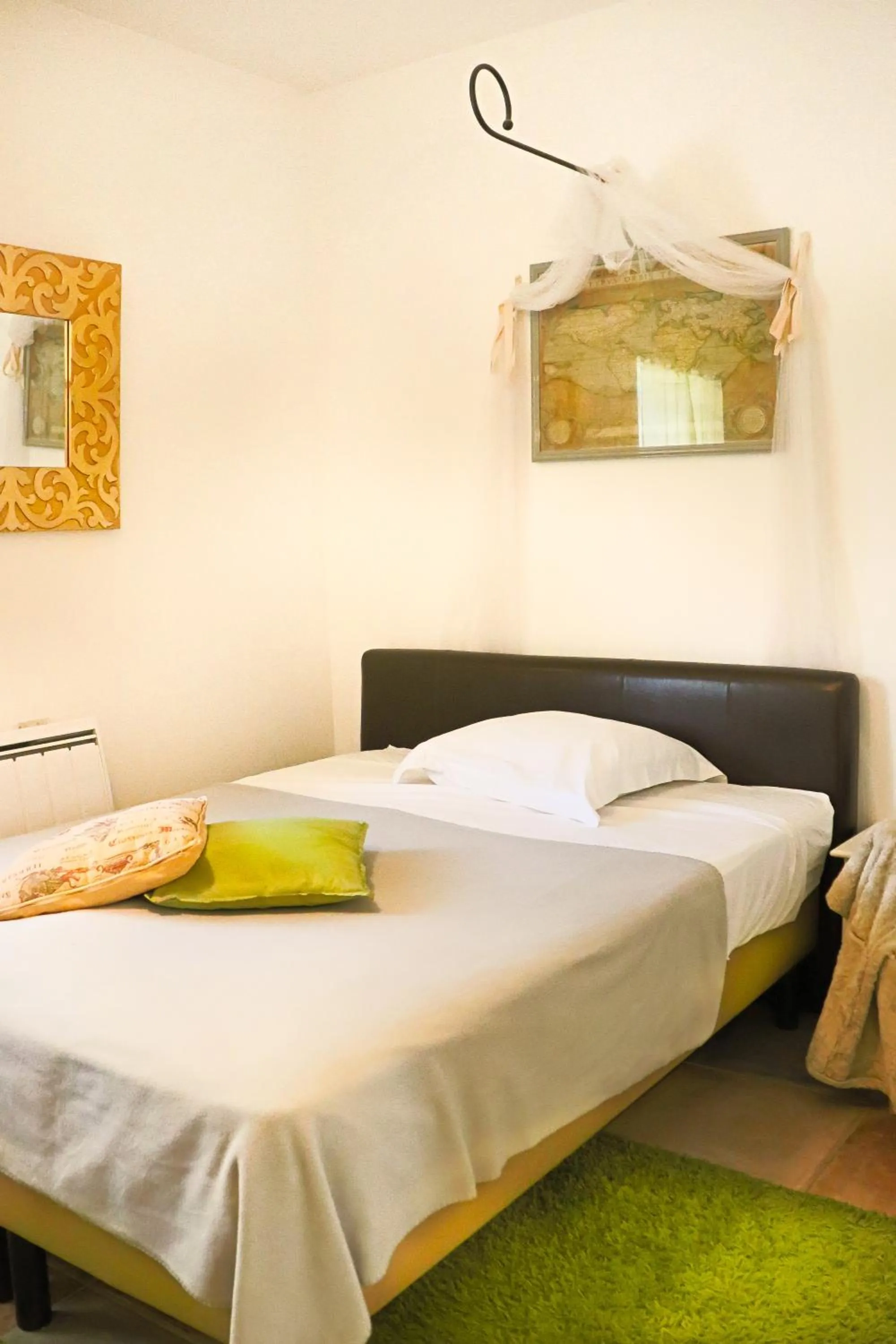 Standard Double Room in Logis Hôtel La Villa Boucicaut