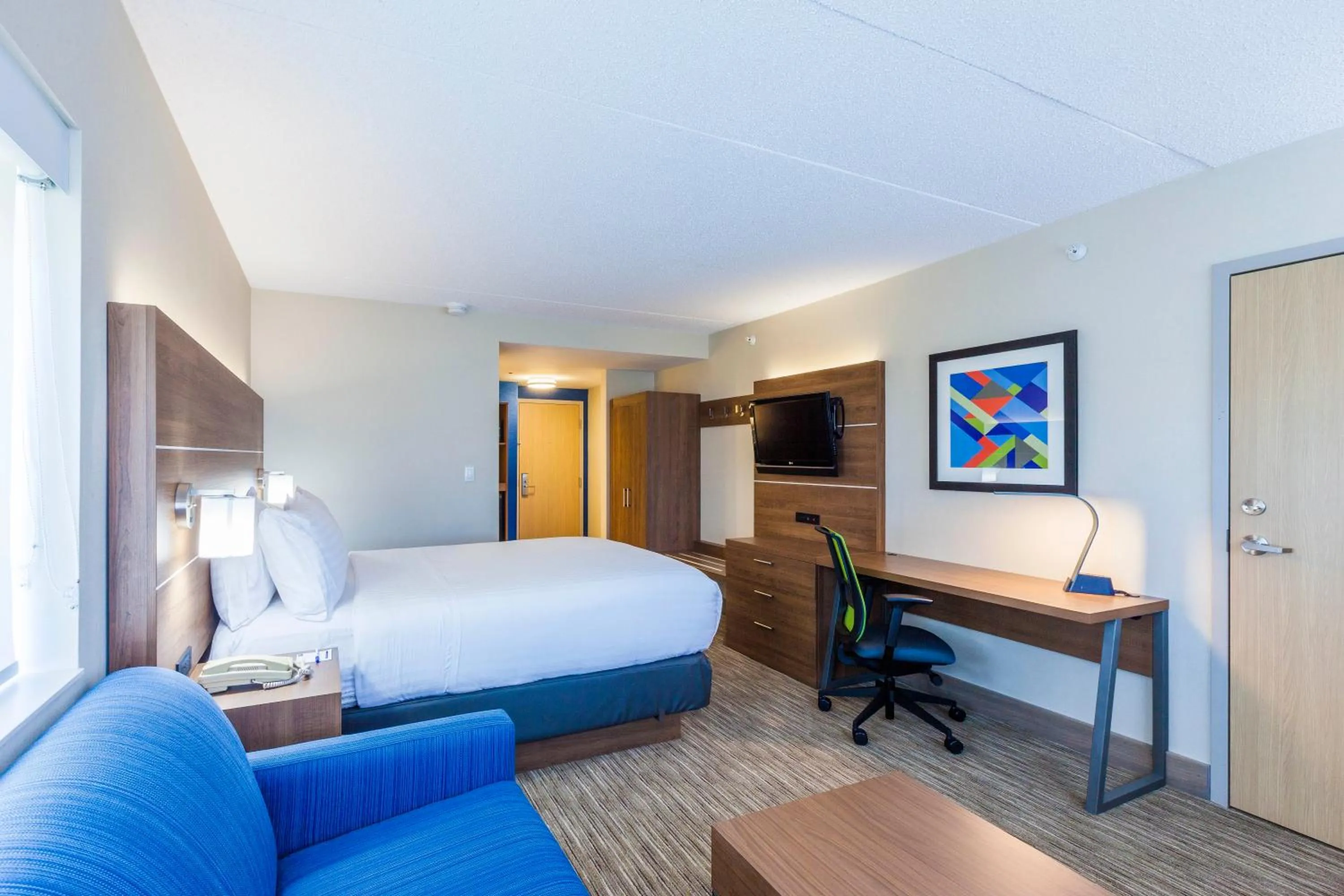 Executive Queen Room in Holiday Inn Express Hotel & Suites Saint John Harbour Side by IHG