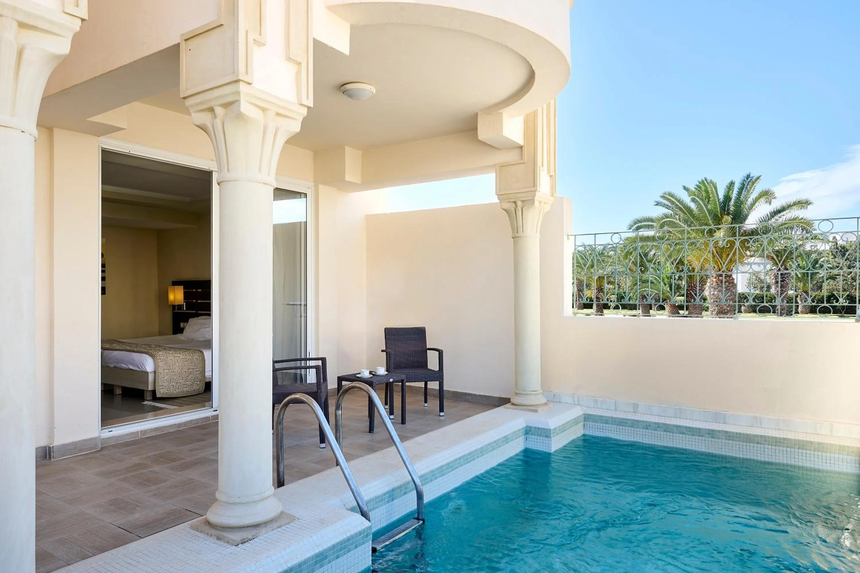 Superior Suite in Iberostar Waves Averroes