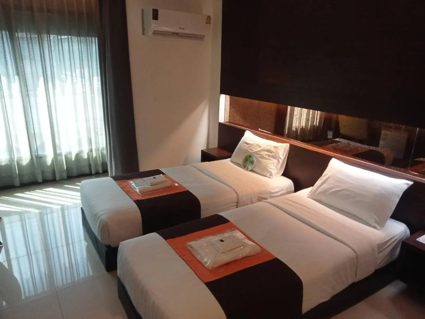 Standard Twin Room in Collection O The Bangkok Airport Link Suite