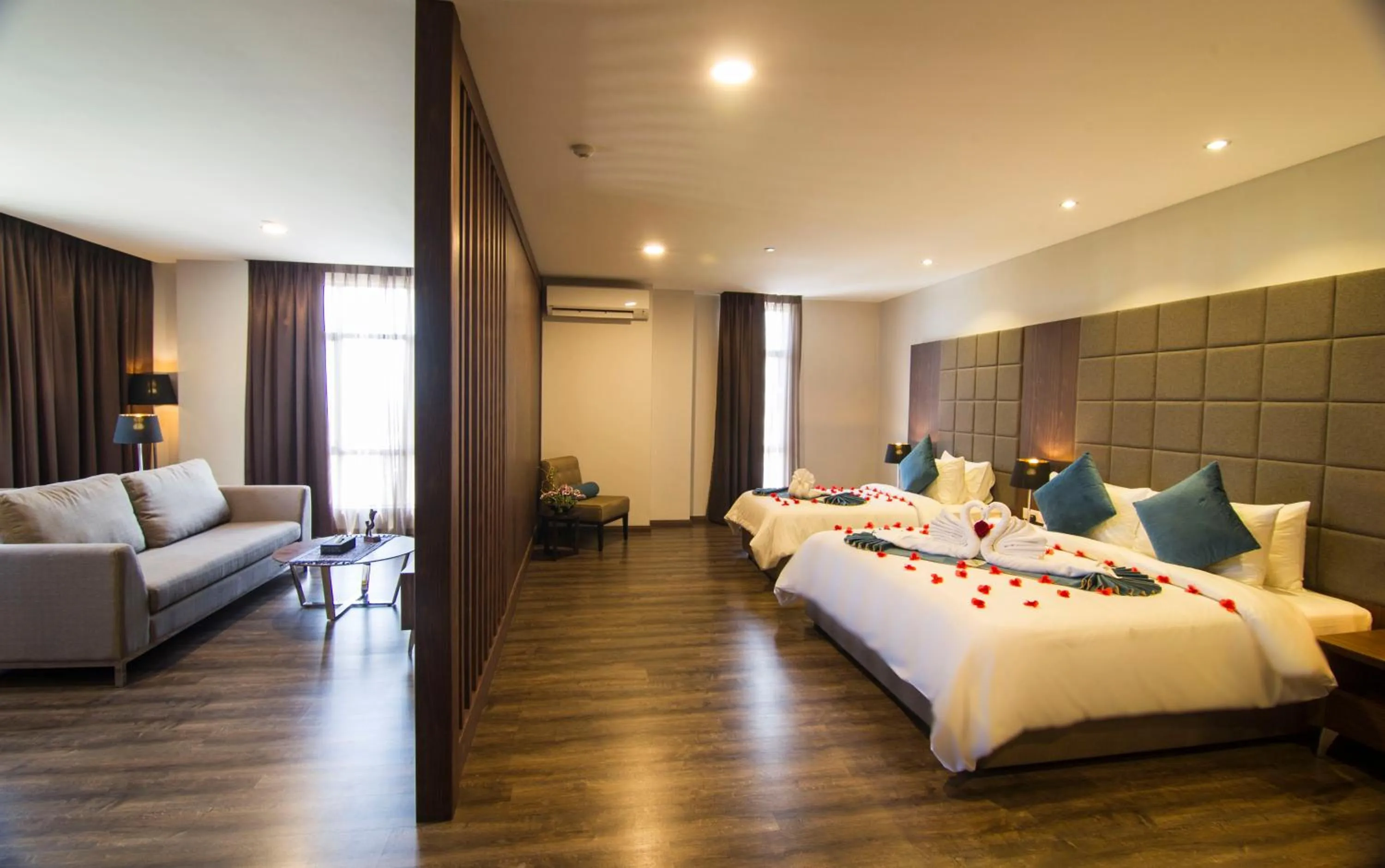 Family Suite in Goldenbay Hotel