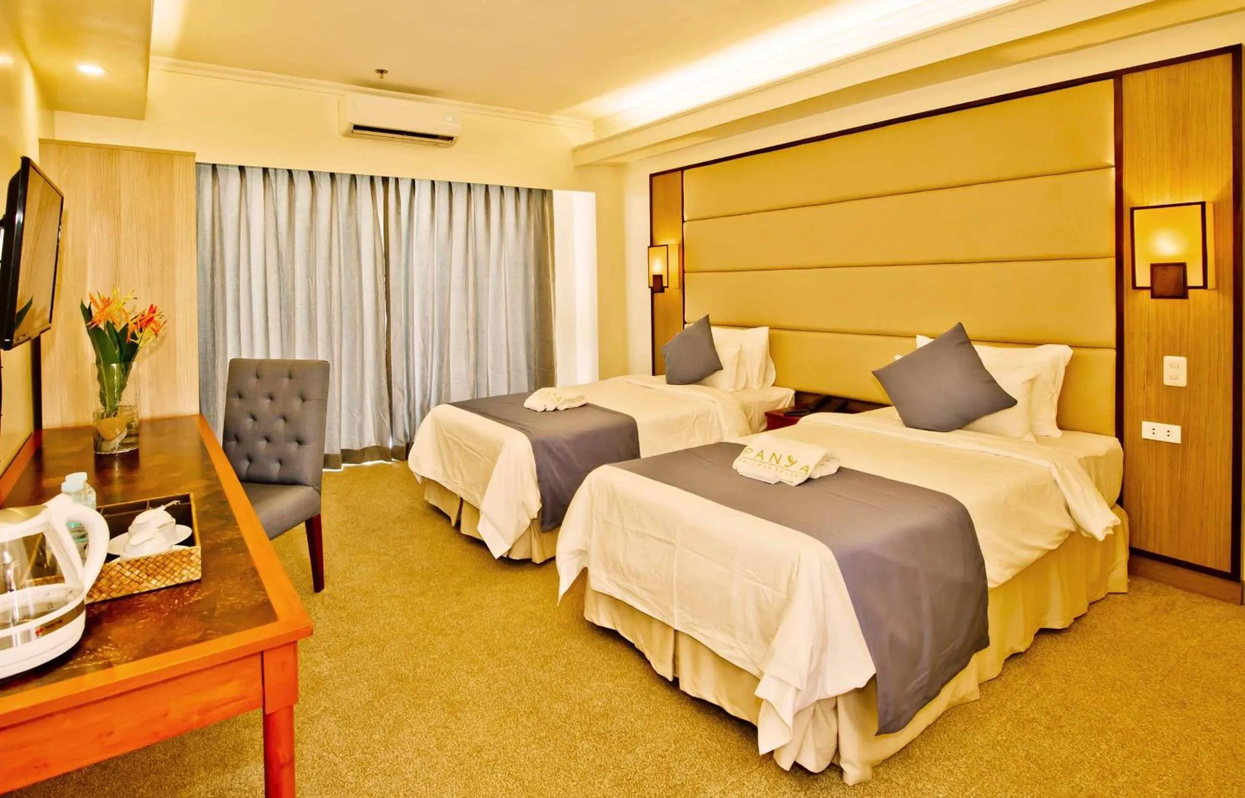 Deluxe Twin Room in Panja Resort Palawan