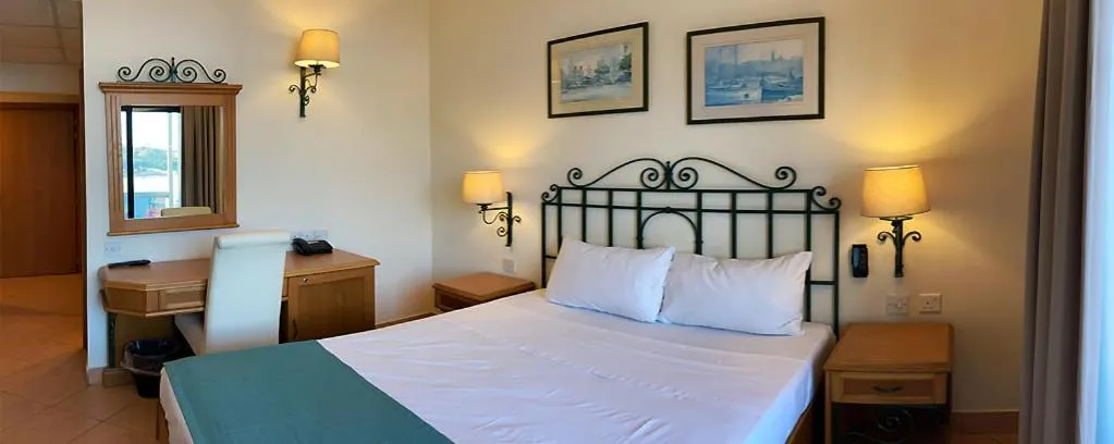 Double Room with Sea View in Hotel Kennedy Nova