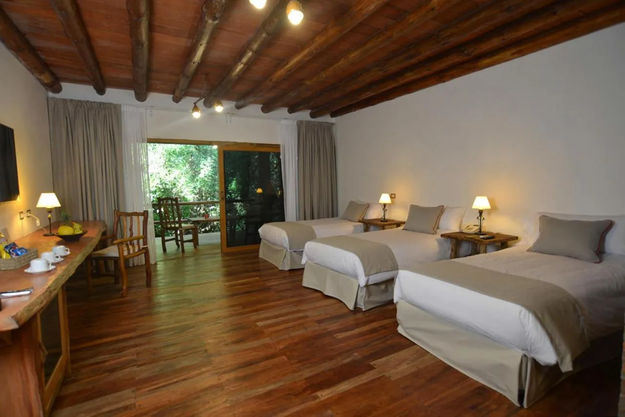 Triple Twin Suite Junior in La Aldea De La Selva Lodge