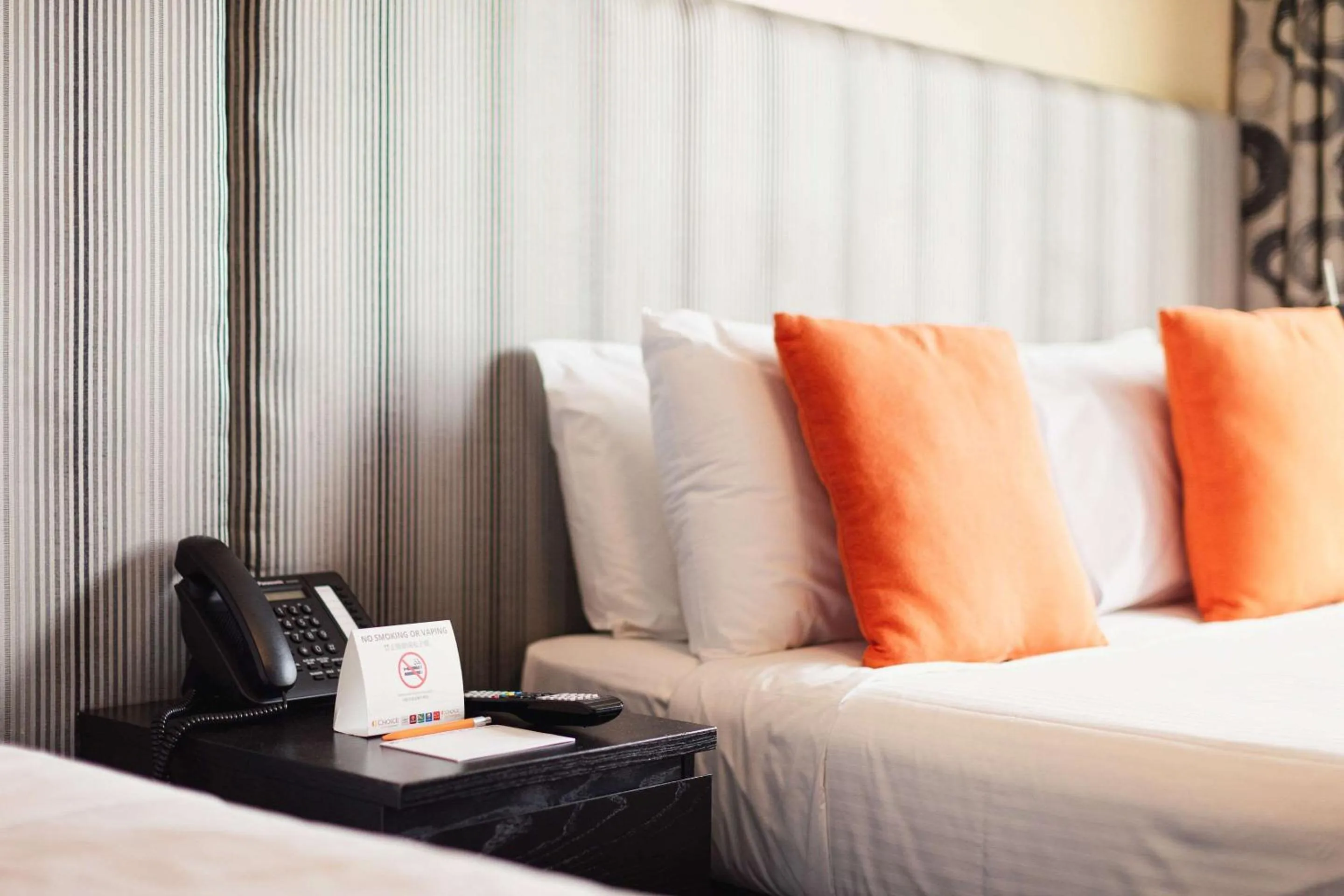 Superior King Suite in Comfort Hotel East Melbourne