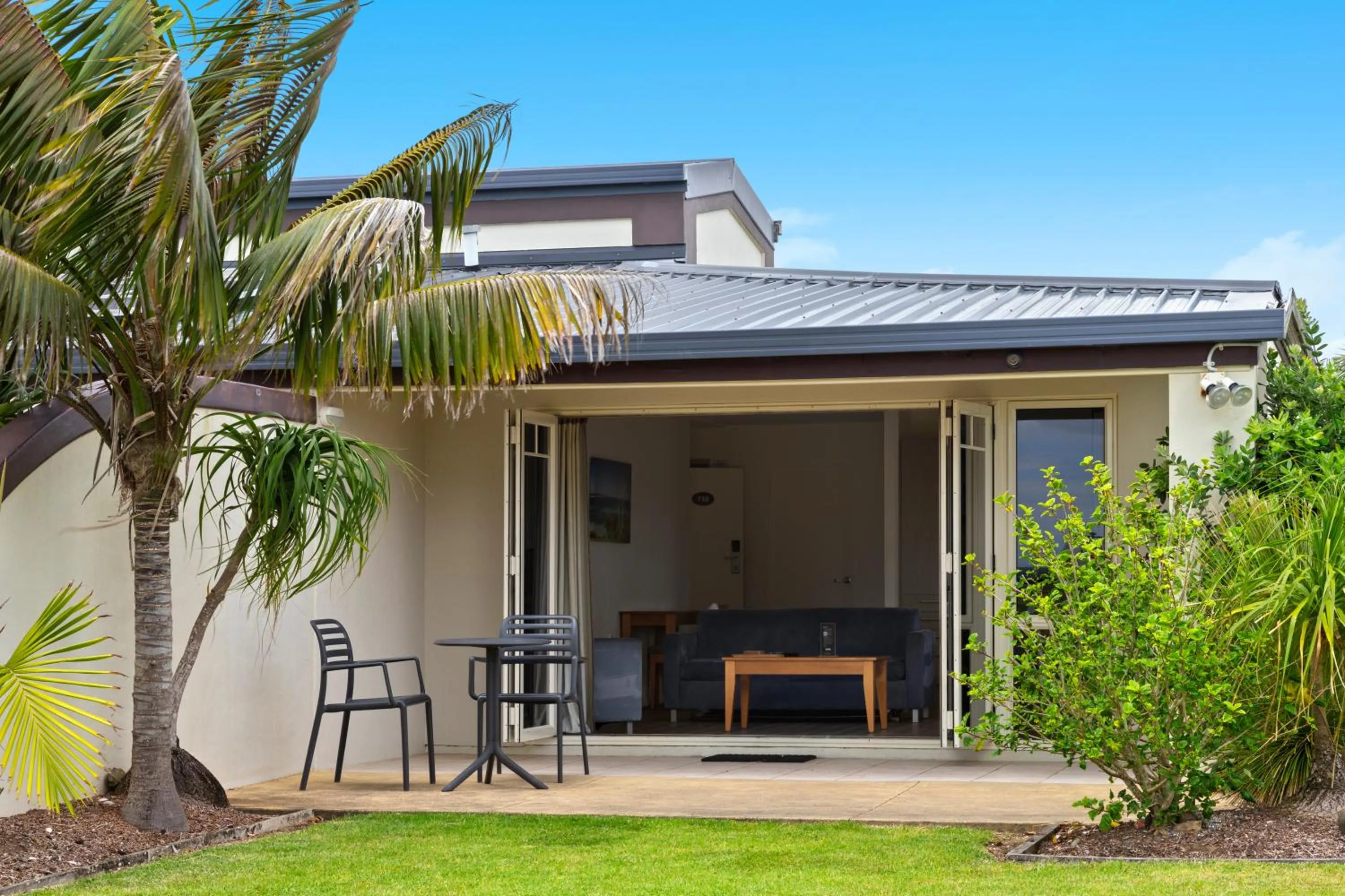 Deluxe Studio - Beachfront in Taipa Beach Resort