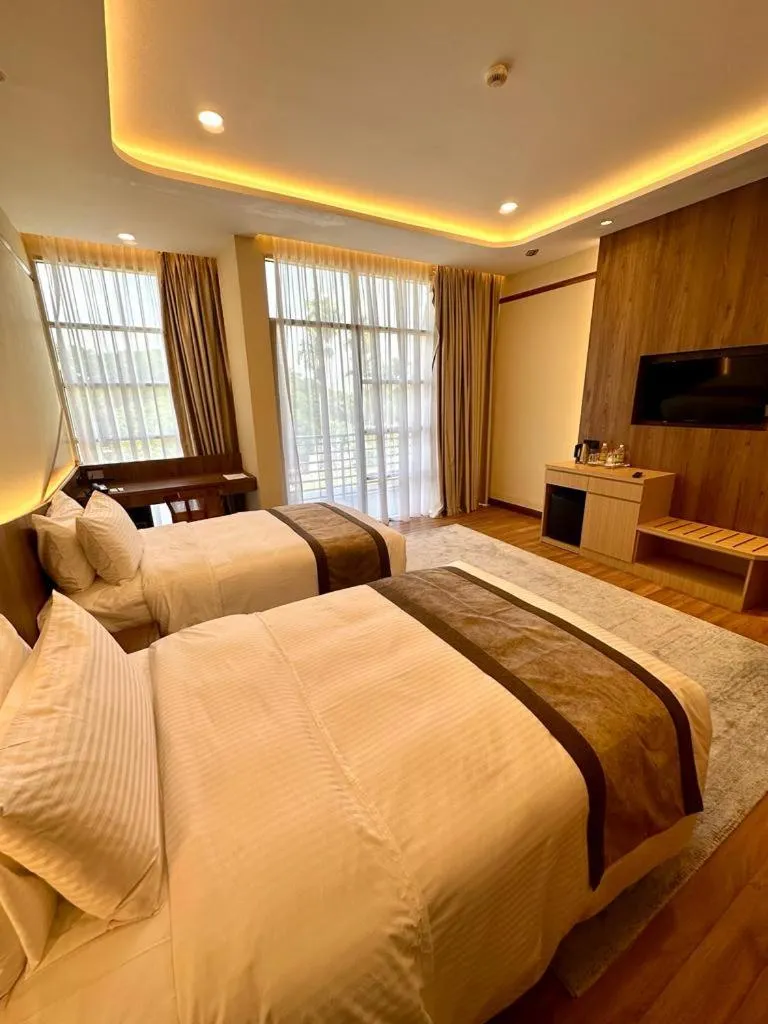 Deluxe Park View Twin Room in PULSE GRANDE Hotel Putrajaya