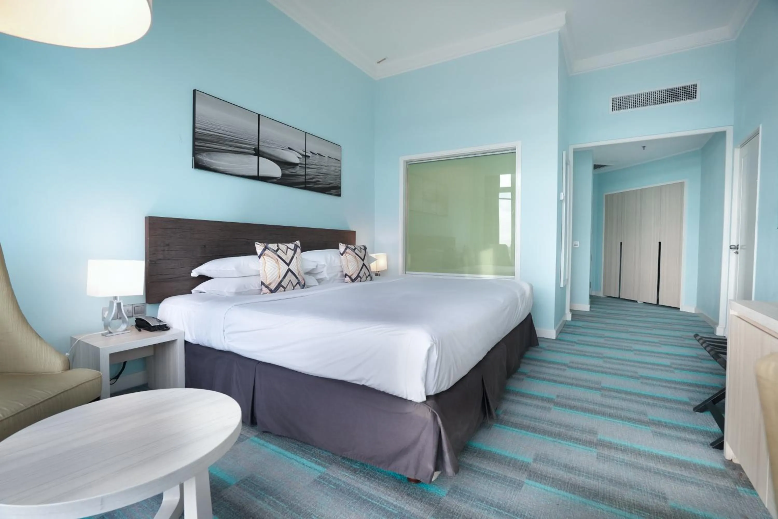 Deluxe Seaview King Room  in Thistle Johor Bahru