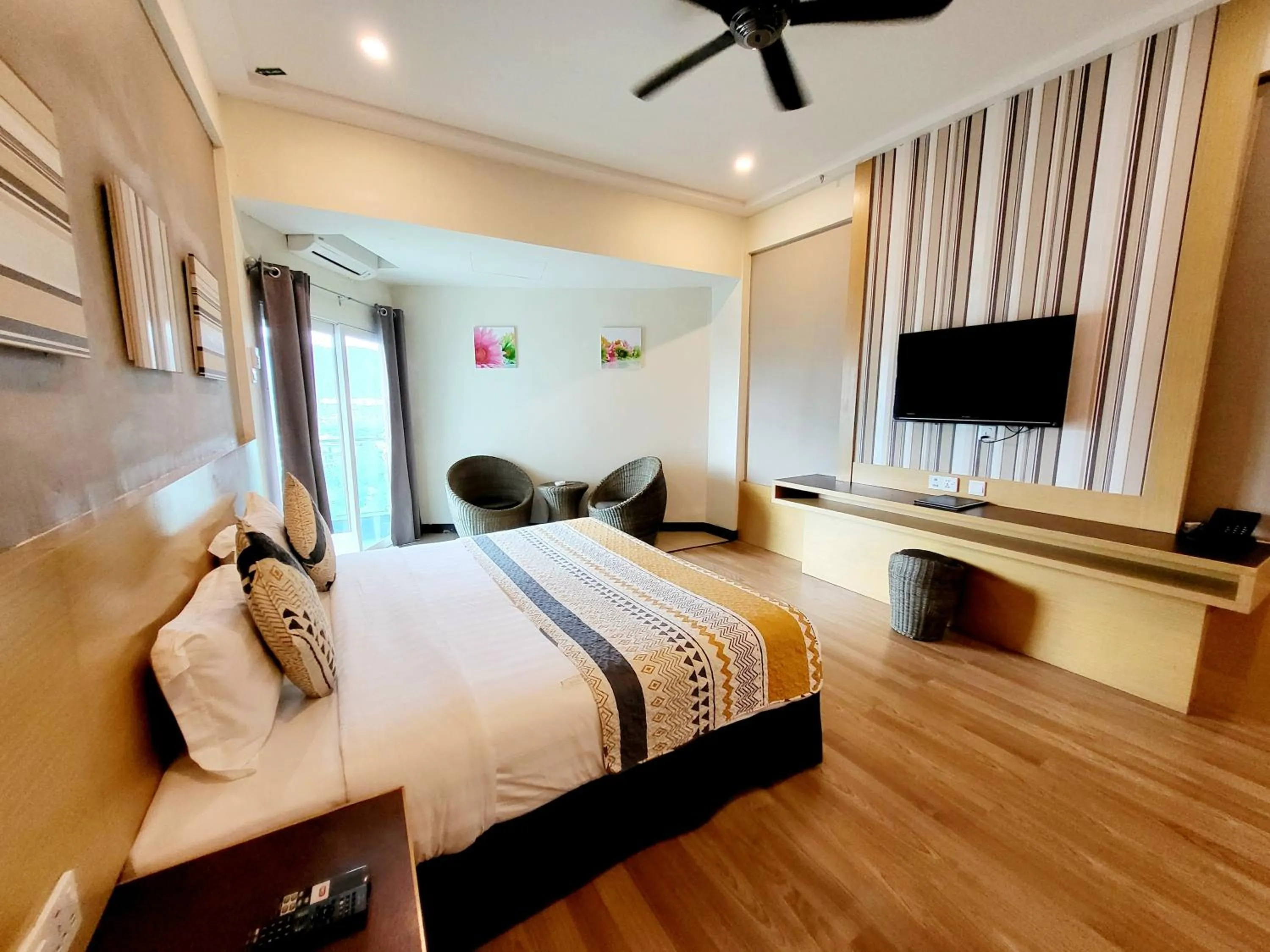 Superior King Room in Langkawi Seaview Hotel
