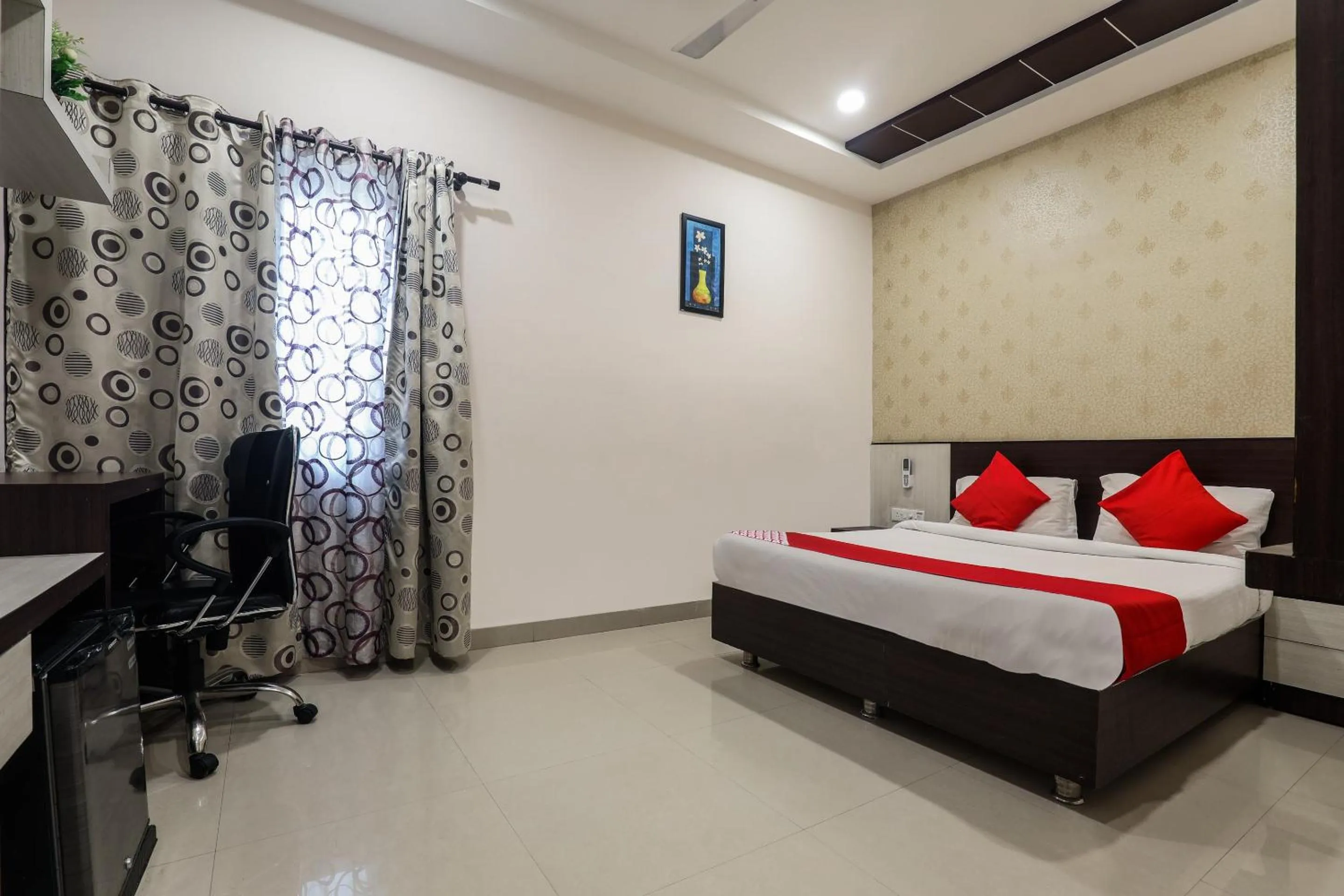 Standard Double Room - single occupancy in Hotel O Ssr Luxury Rooms