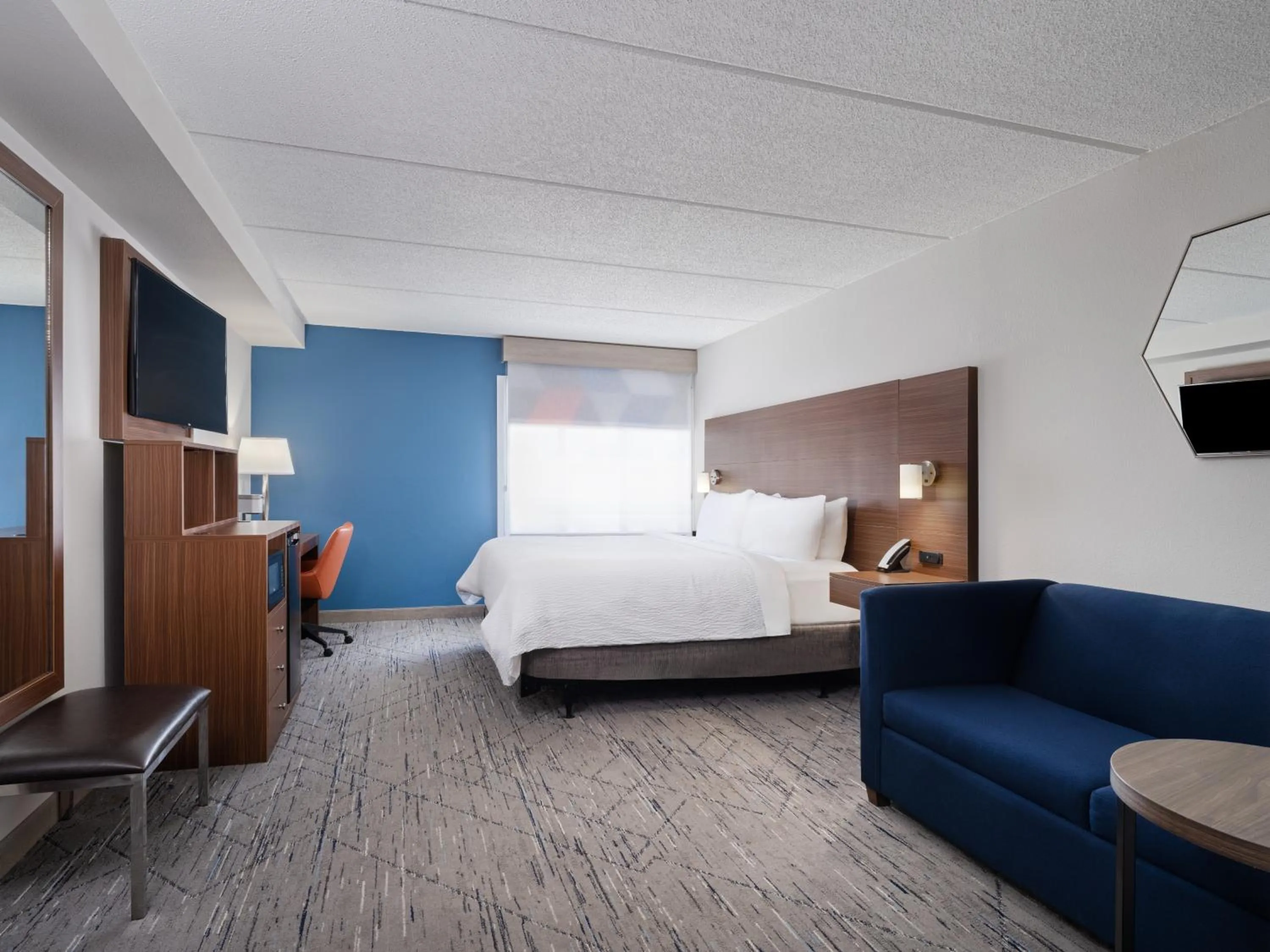 King Room - Disability Access - Roll-In Shower in Holiday Inn Express & Suites Augusta West - Ft Gordon Area by IHG