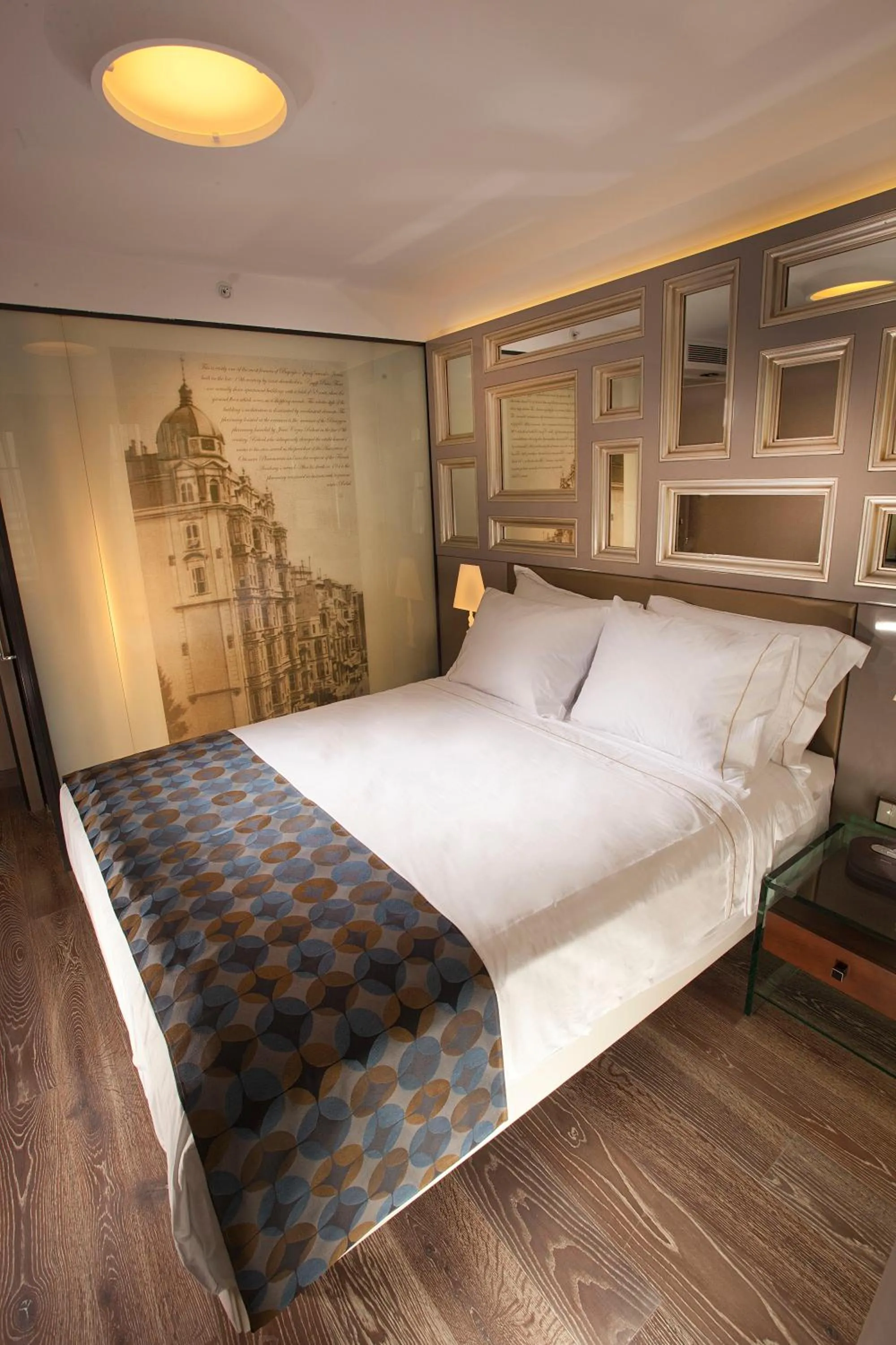 Standard Double or Twin Room in Hotel La Villa