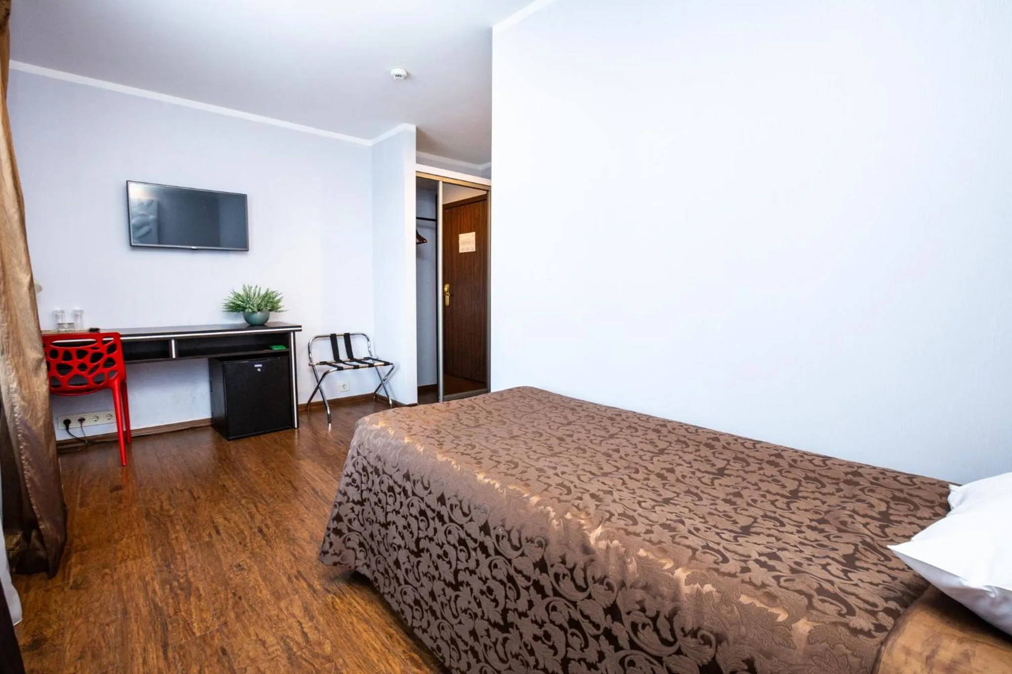 Single Room in PRIMO HOTEL RIGA with Free Parking