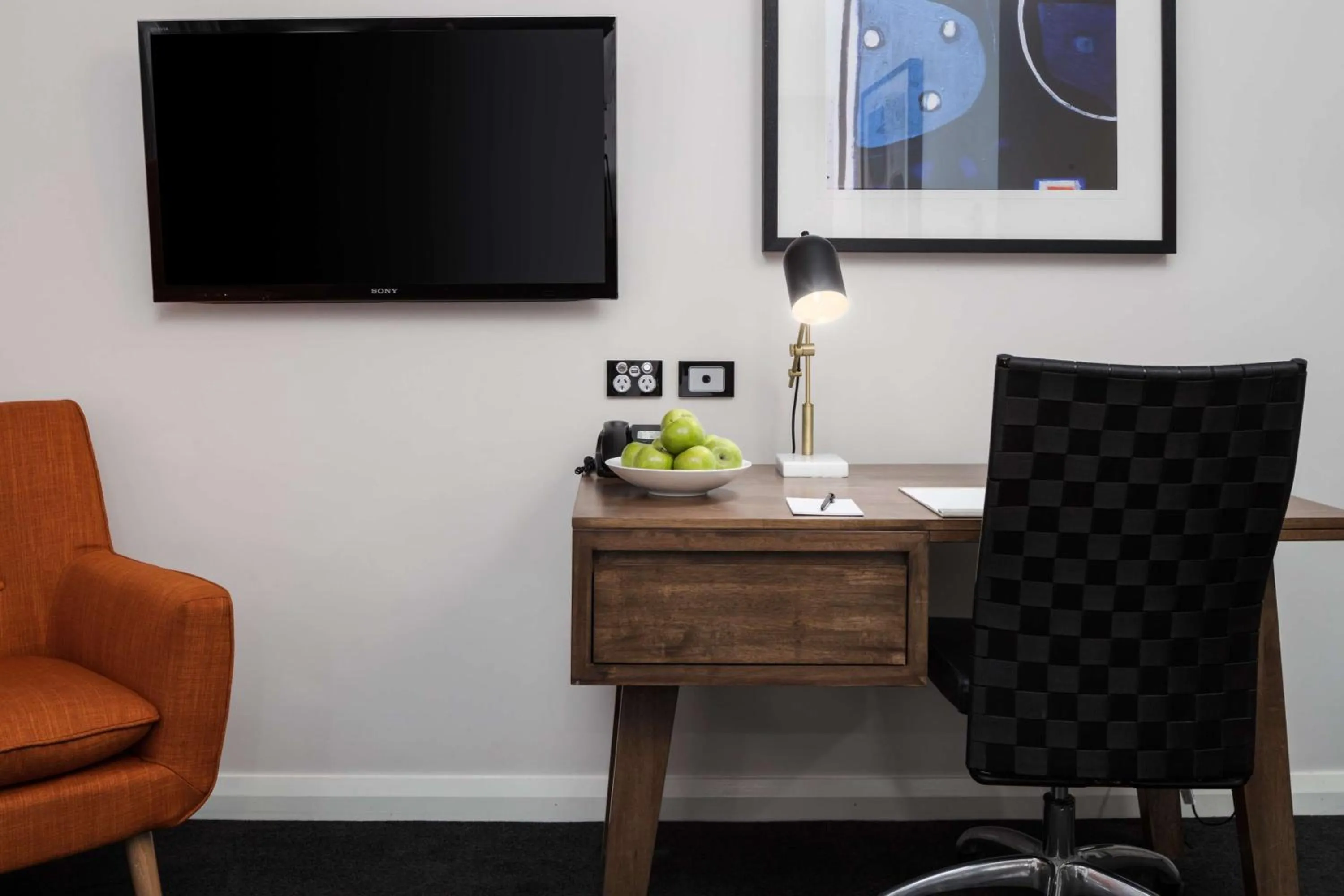 King Suite with Spa Bath in Esplanade Hotel Fremantle - by Rydges