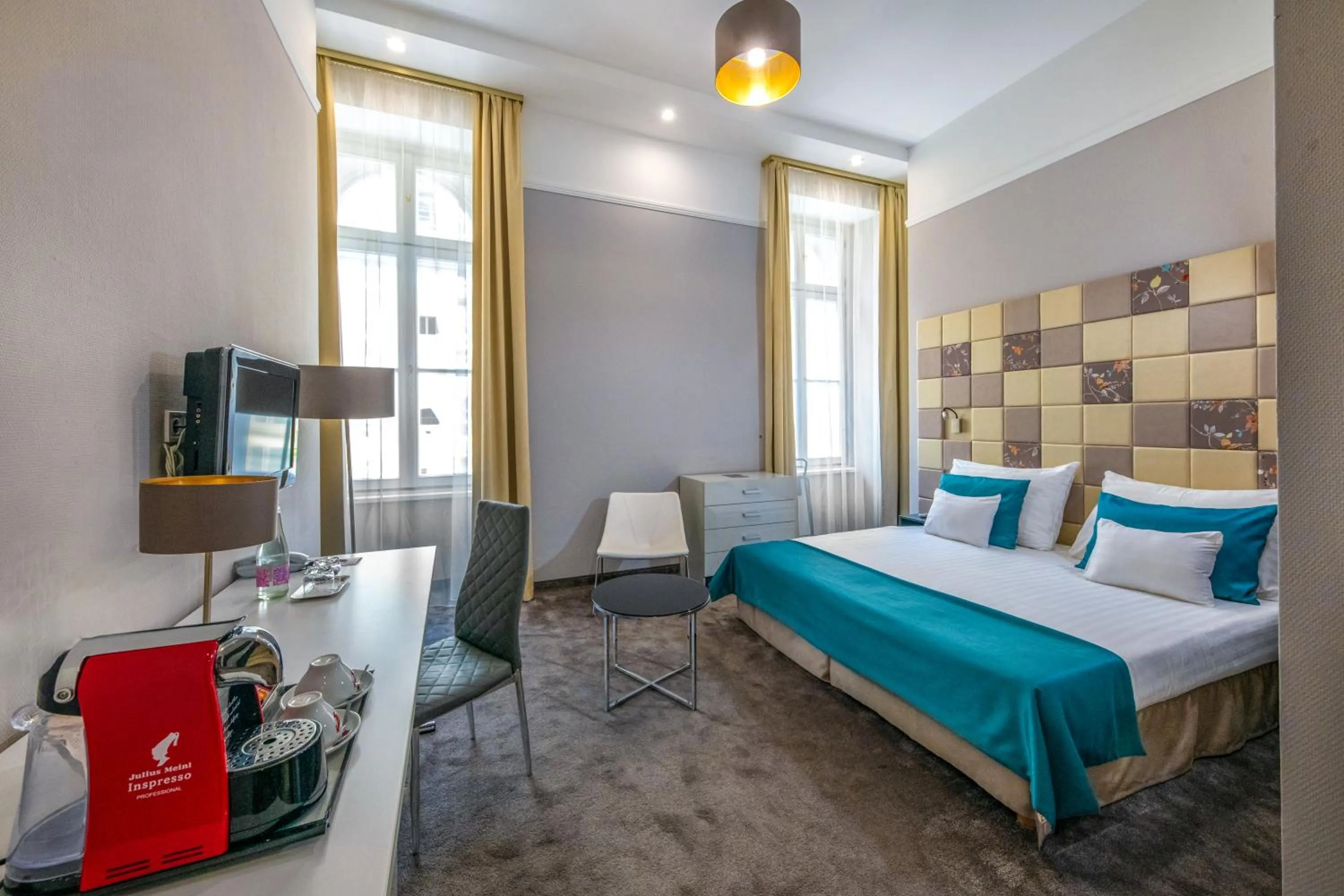 Deluxe Double Room in Hotel President