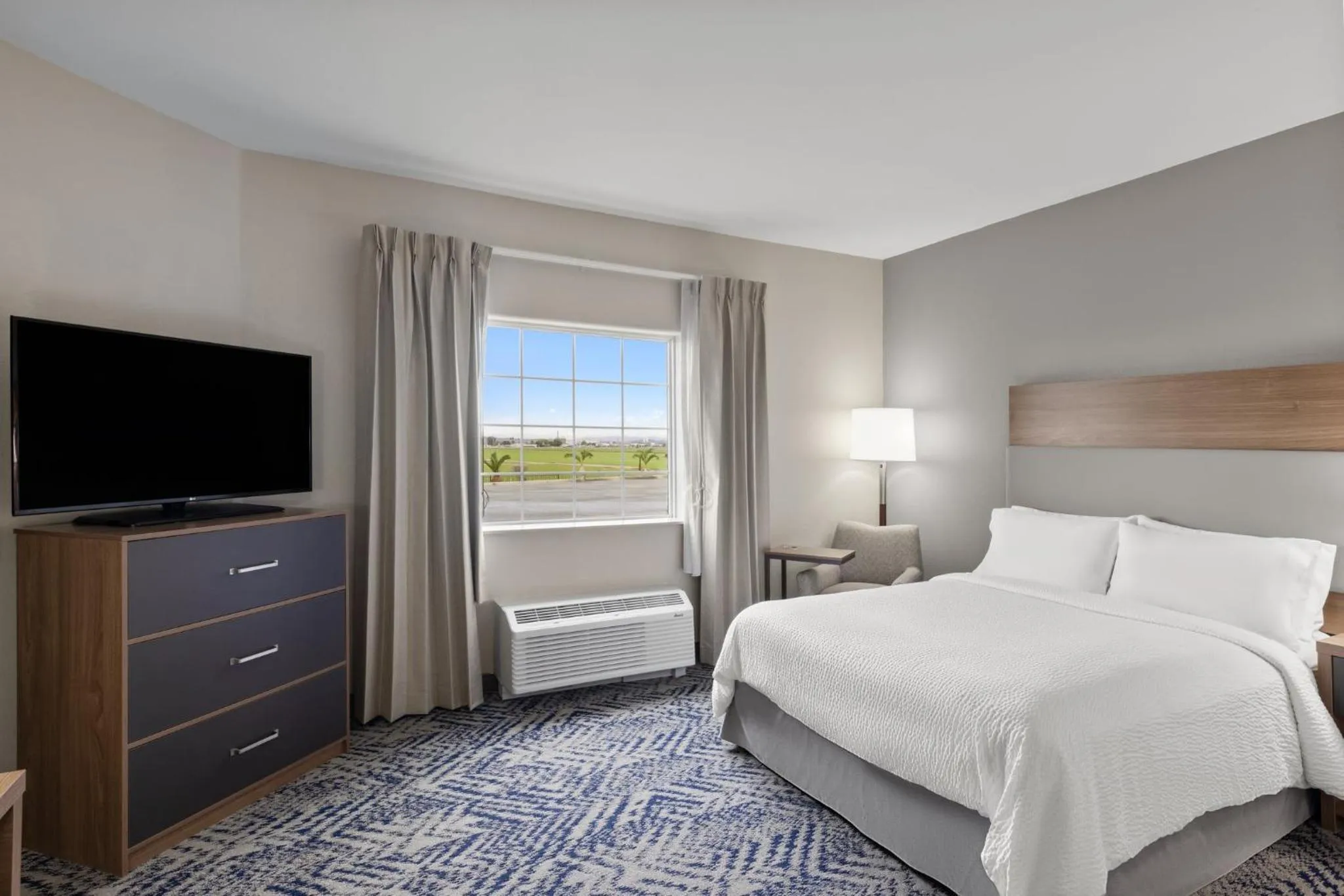 Queen Suite - Disability Access in Candlewood Suites Yuma by IHG