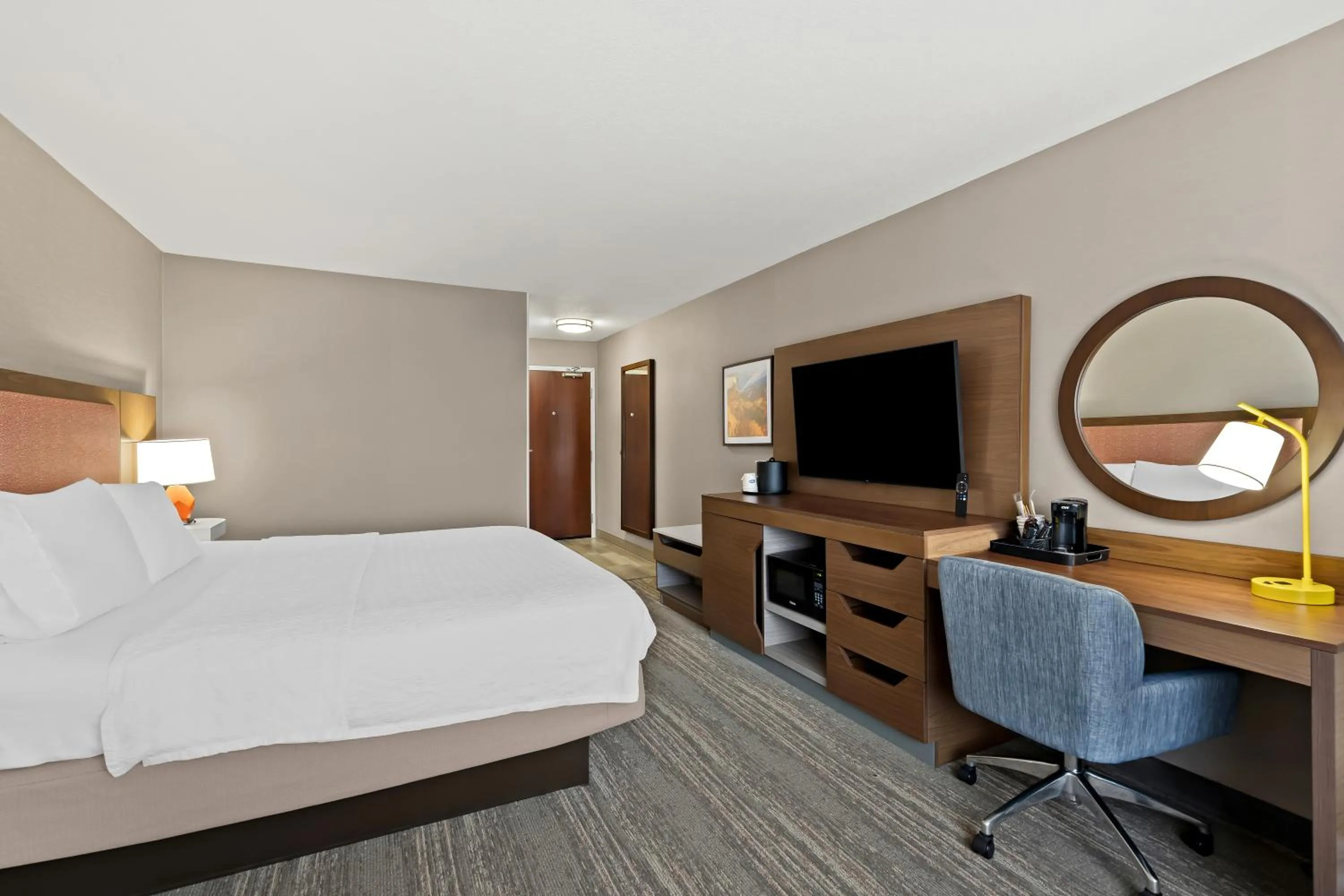 King Room with King Bed - Non-Smoking in Hampton Inn Provo