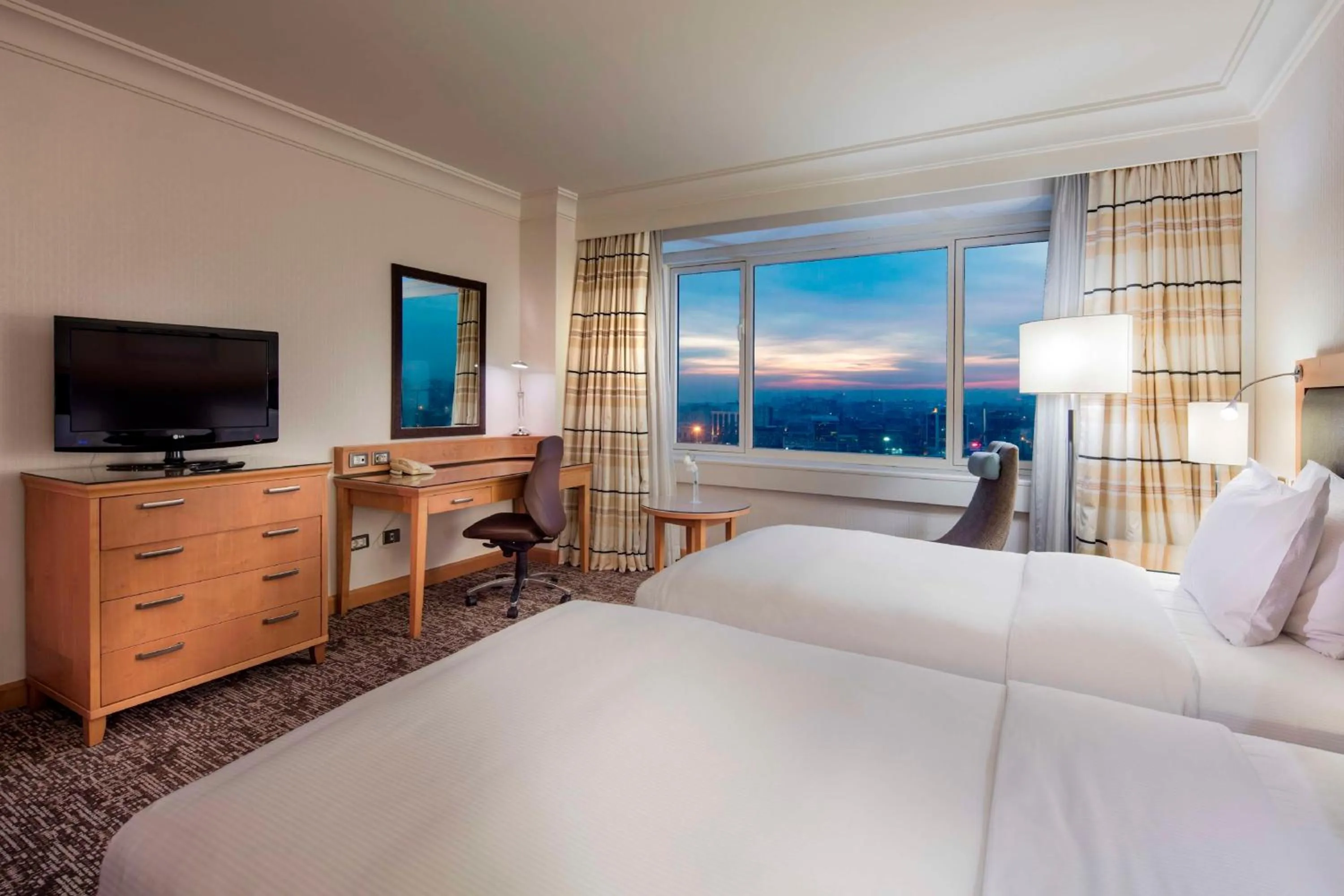 Twin Executive River View Room in Adana HiltonSA Hotel