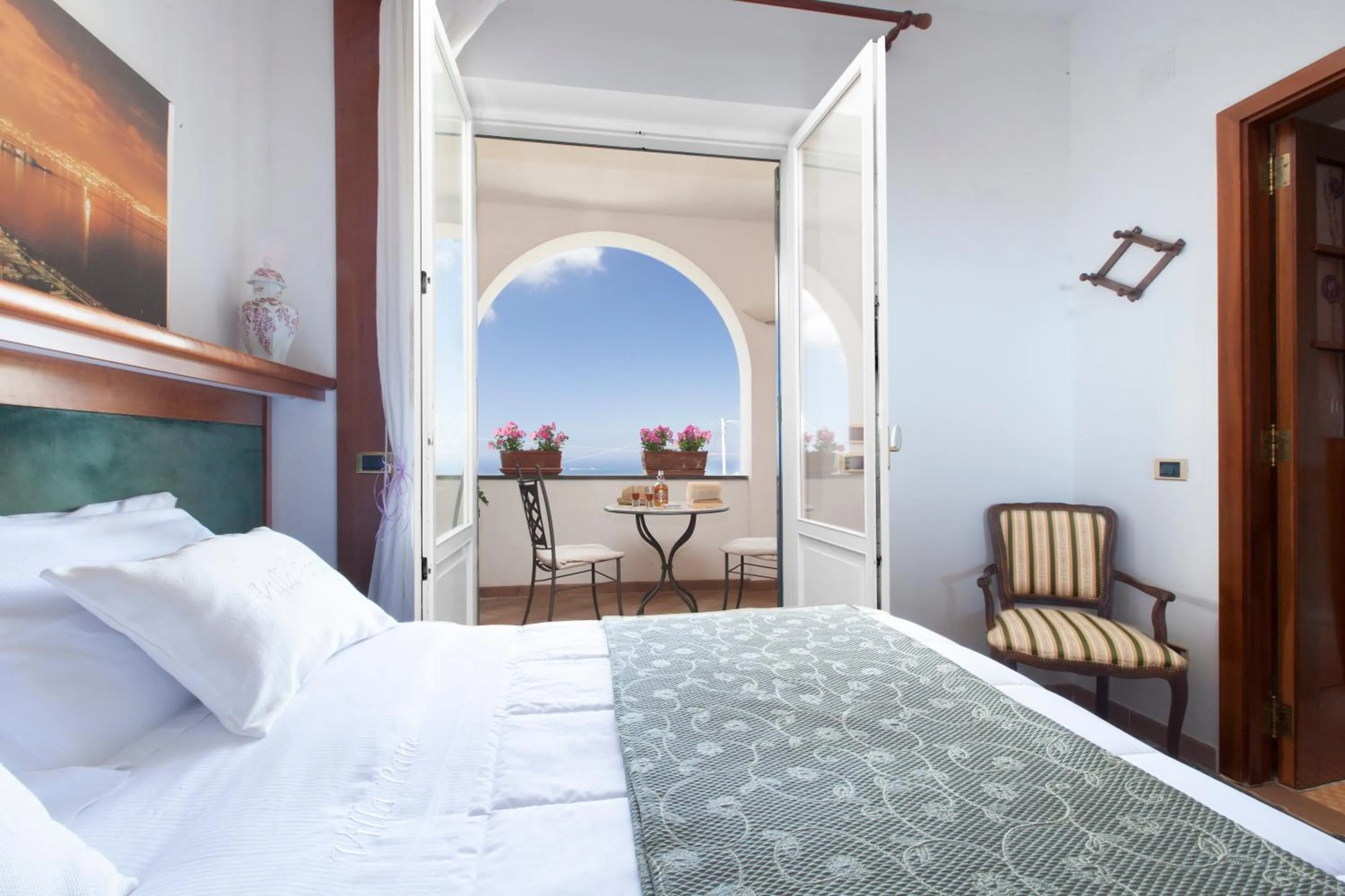 Double or Twin Room with Sea View in Villa Pane Resort